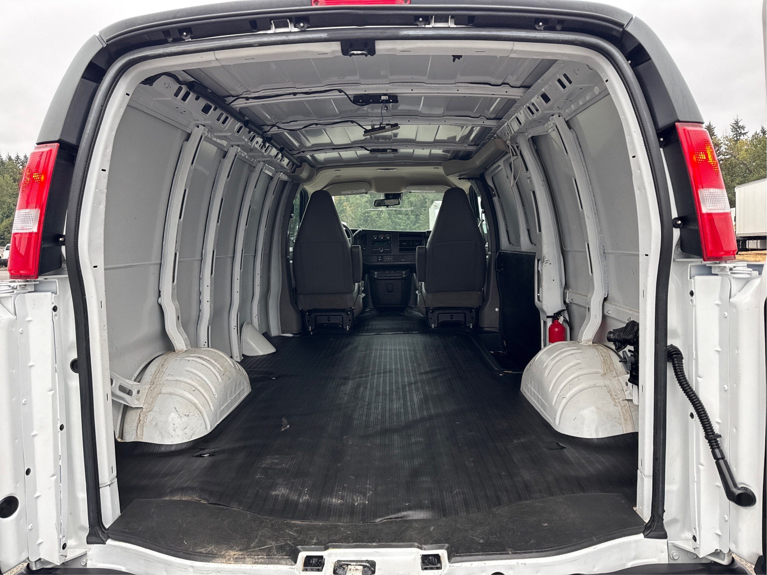 2024 GMC Savana Cargo 3500 Work Van