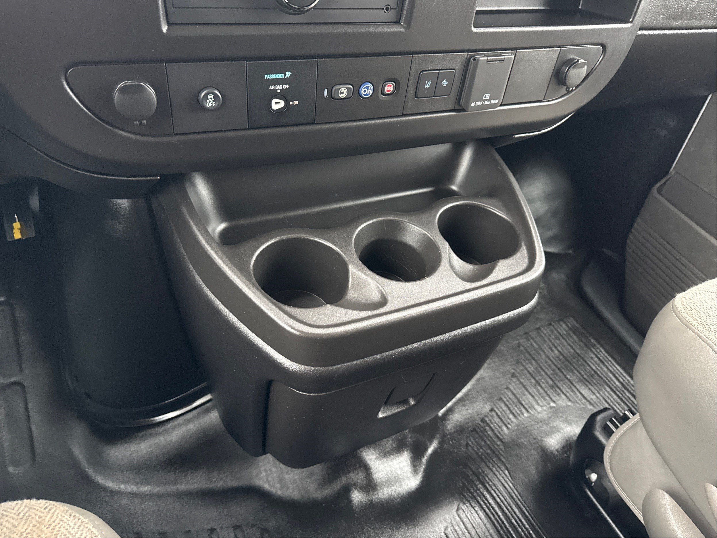 2024 GMC Savana Cargo 3500 Work Van