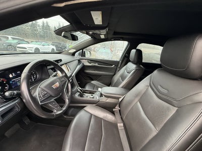 2023 Cadillac XT5 Premium Luxury