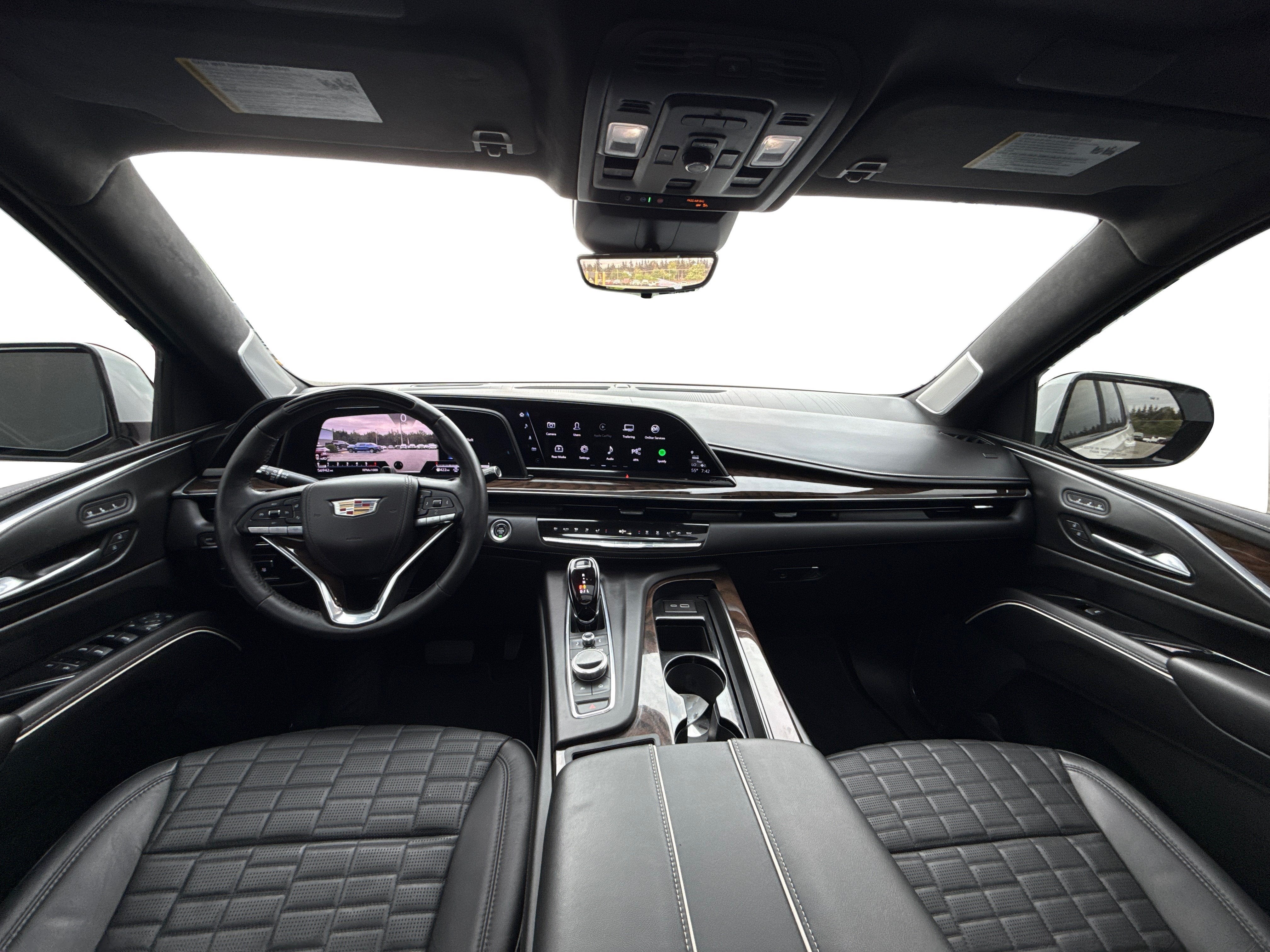 2023 Cadillac Escalade 4WD Sport Platinum