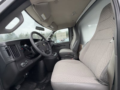 2024 Chevrolet Express Cutaway 3500 1WT