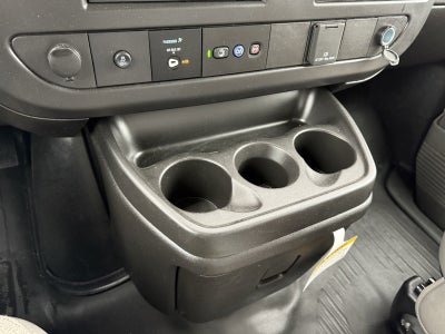 2024 Chevrolet Express Cutaway 3500 1WT