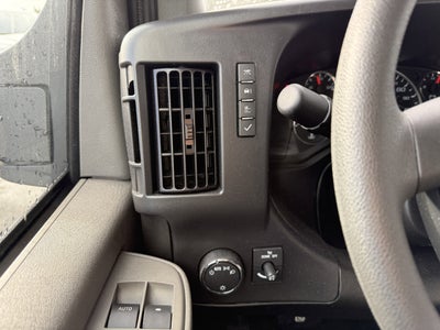 2024 Chevrolet Express Cutaway 3500 1WT