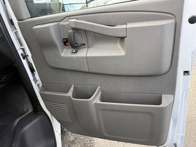 2024 Chevrolet Express Cutaway 3500 1WT