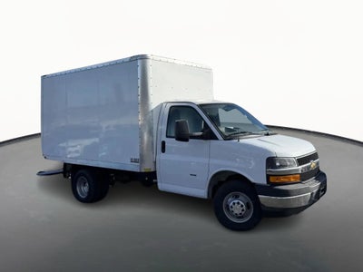 2024 Chevrolet Express Cutaway 3500 1WT