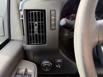 2024 Chevrolet Express Cutaway 3500 1WT