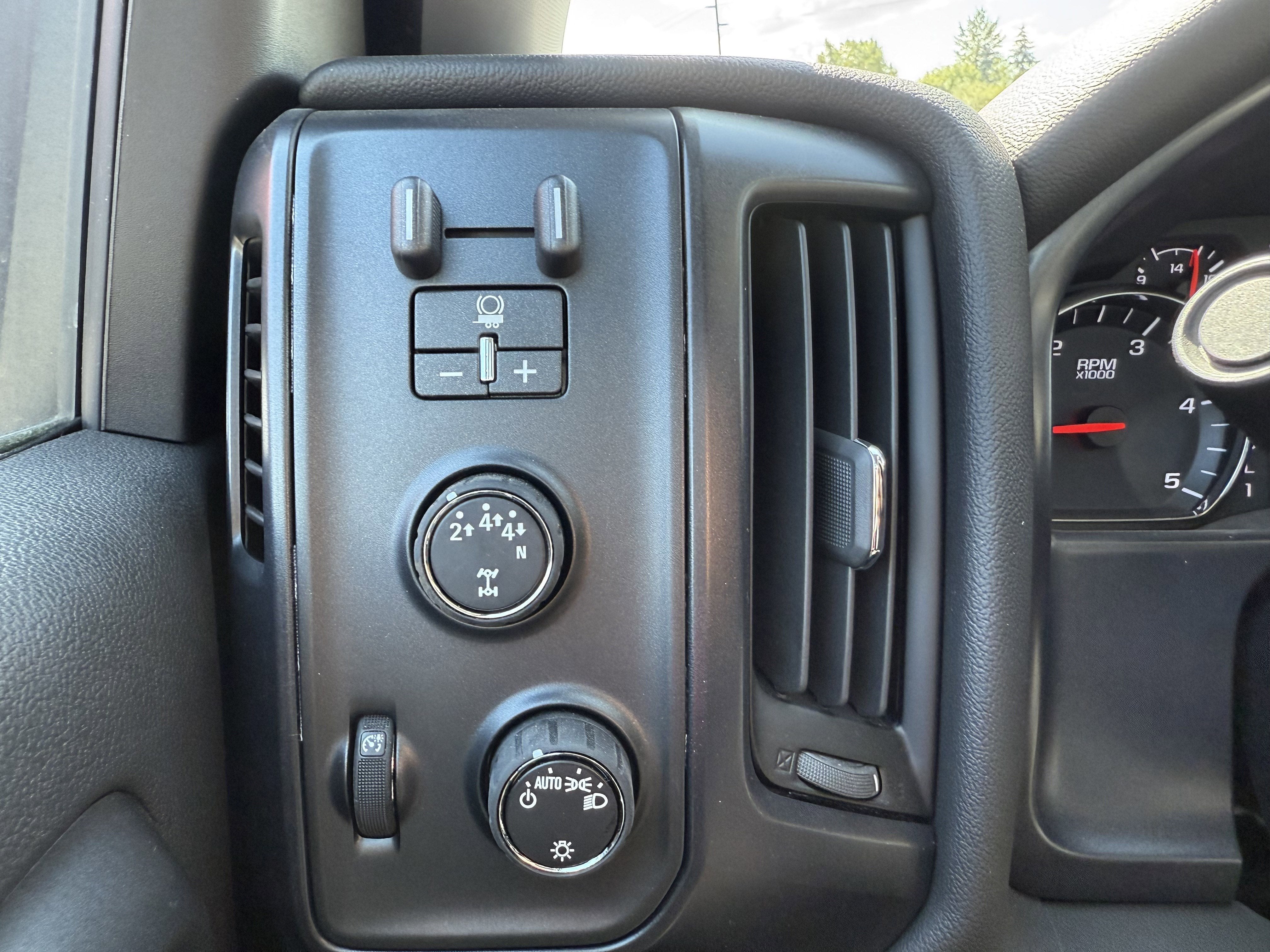 2024 Chevrolet Silverado 5500 HD Work Truck