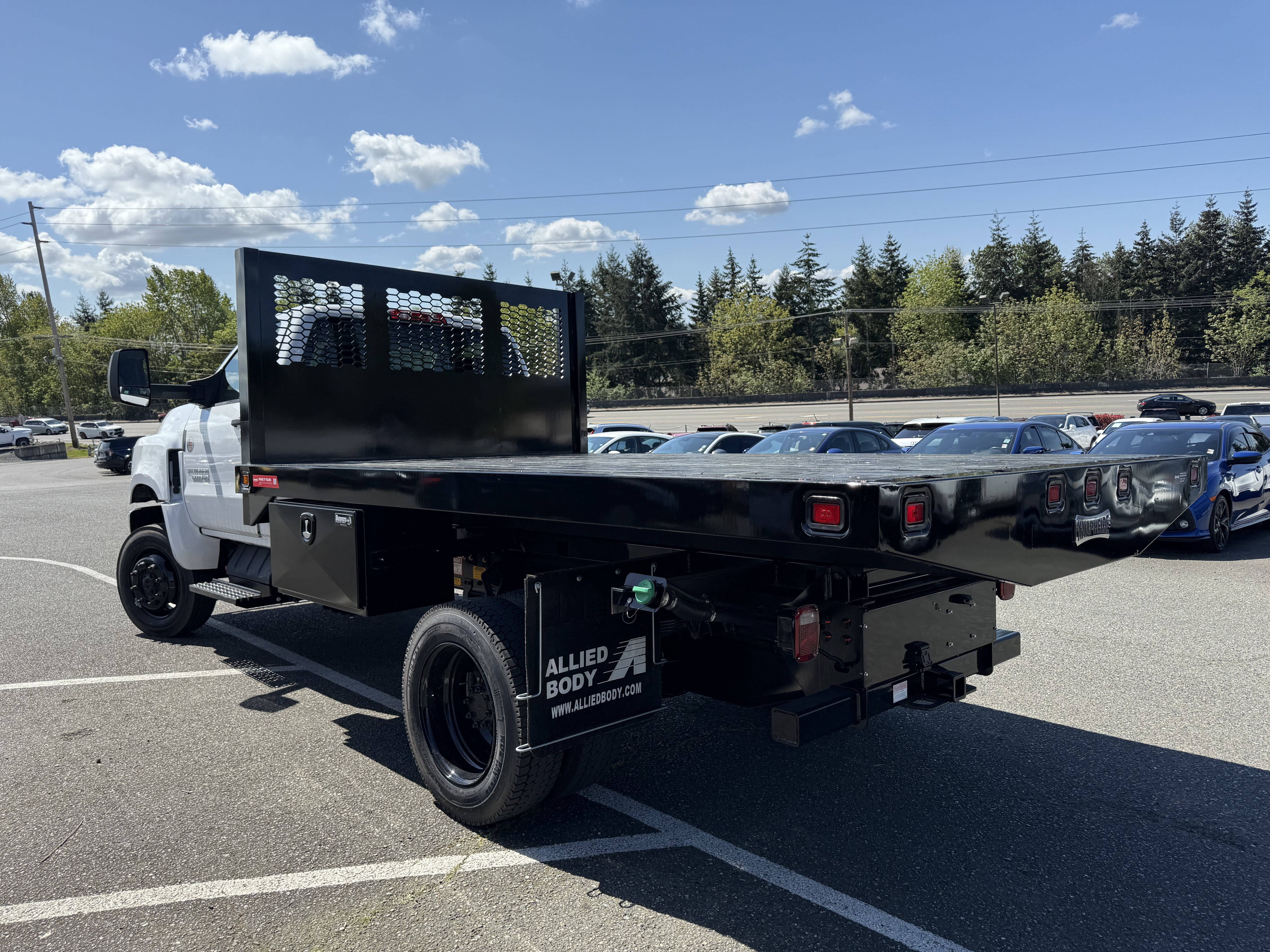 2024 Chevrolet Silverado 5500 HD Work Truck