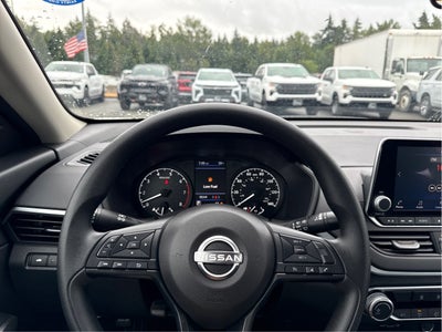 2025 Nissan Altima S FWD