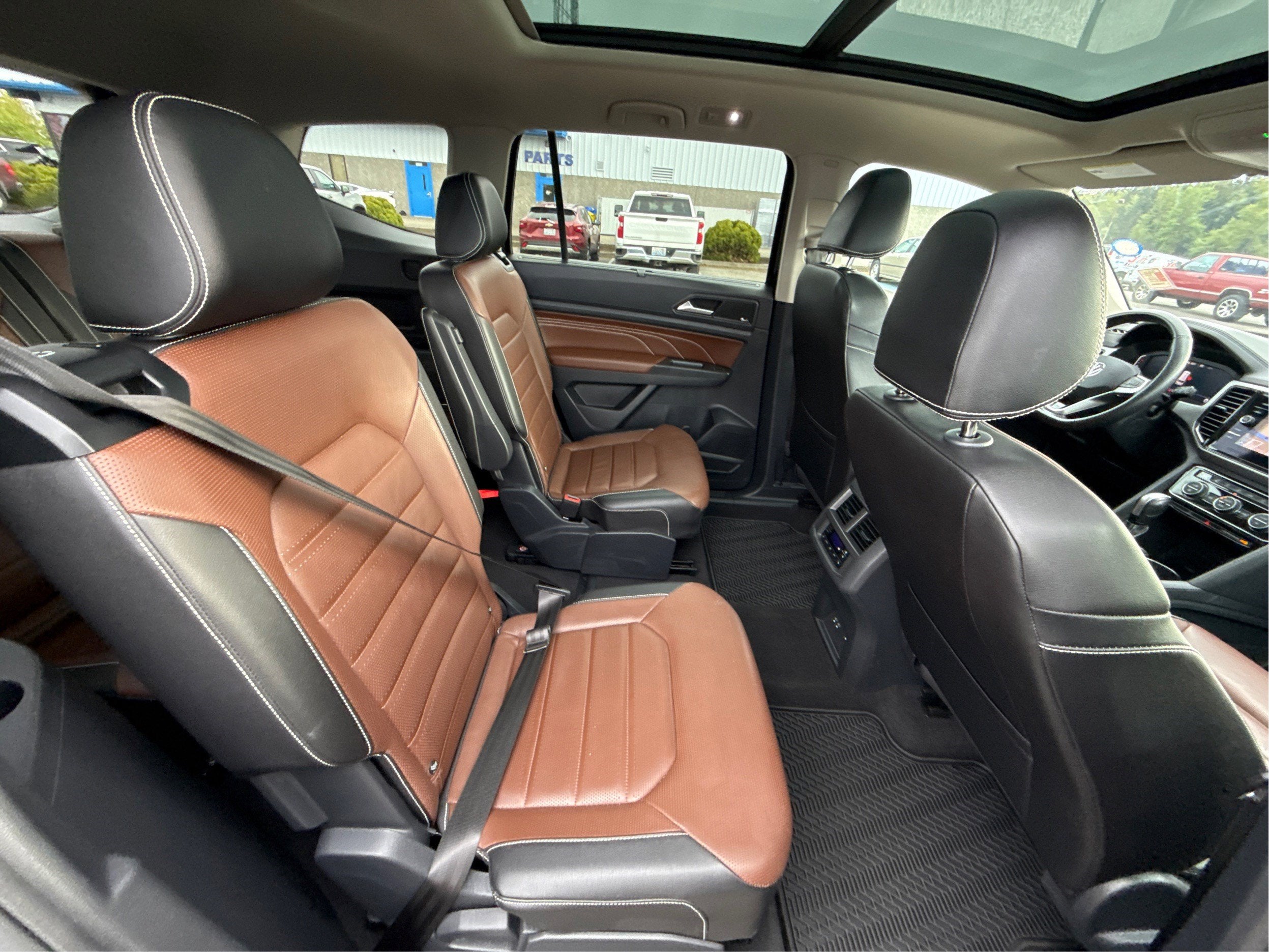 2023 Volkswagen Atlas 3.6L V6 SEL Premium R-Line
