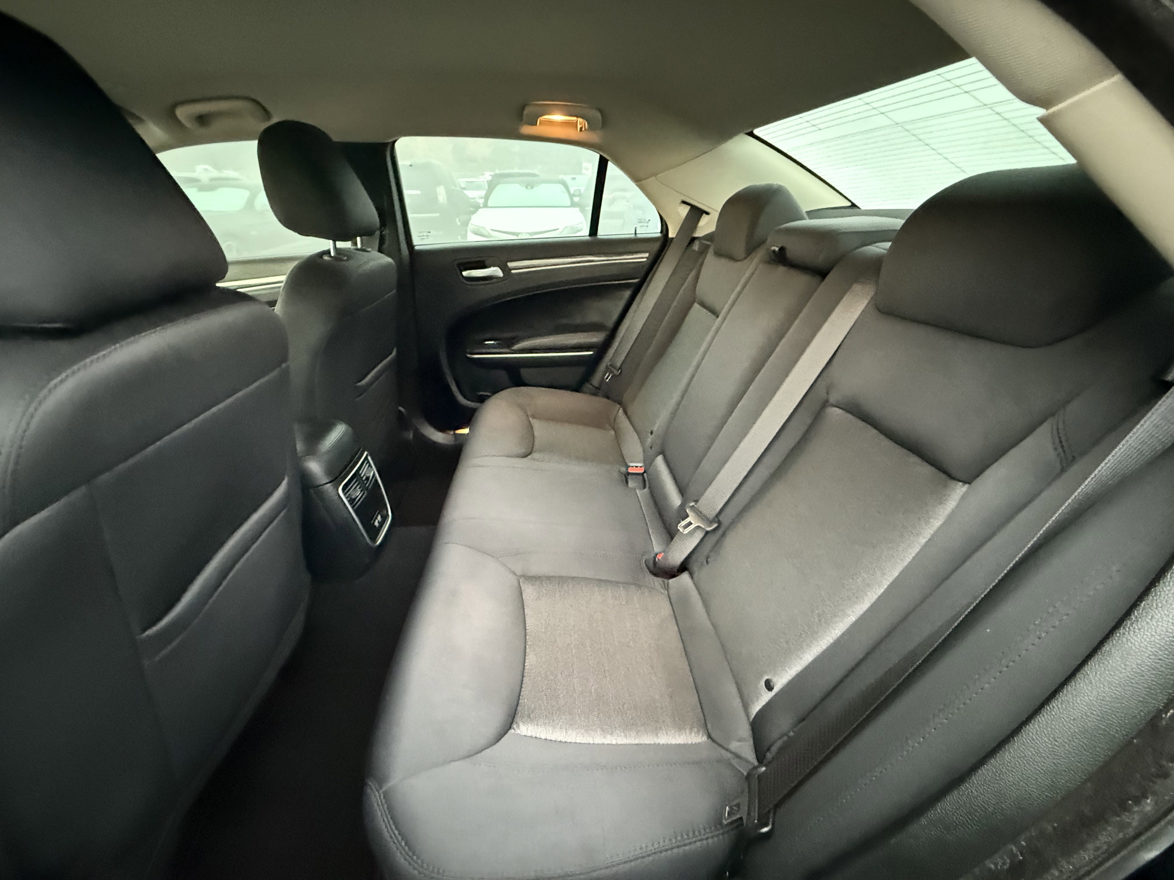 2020 Chrysler 300 Touring