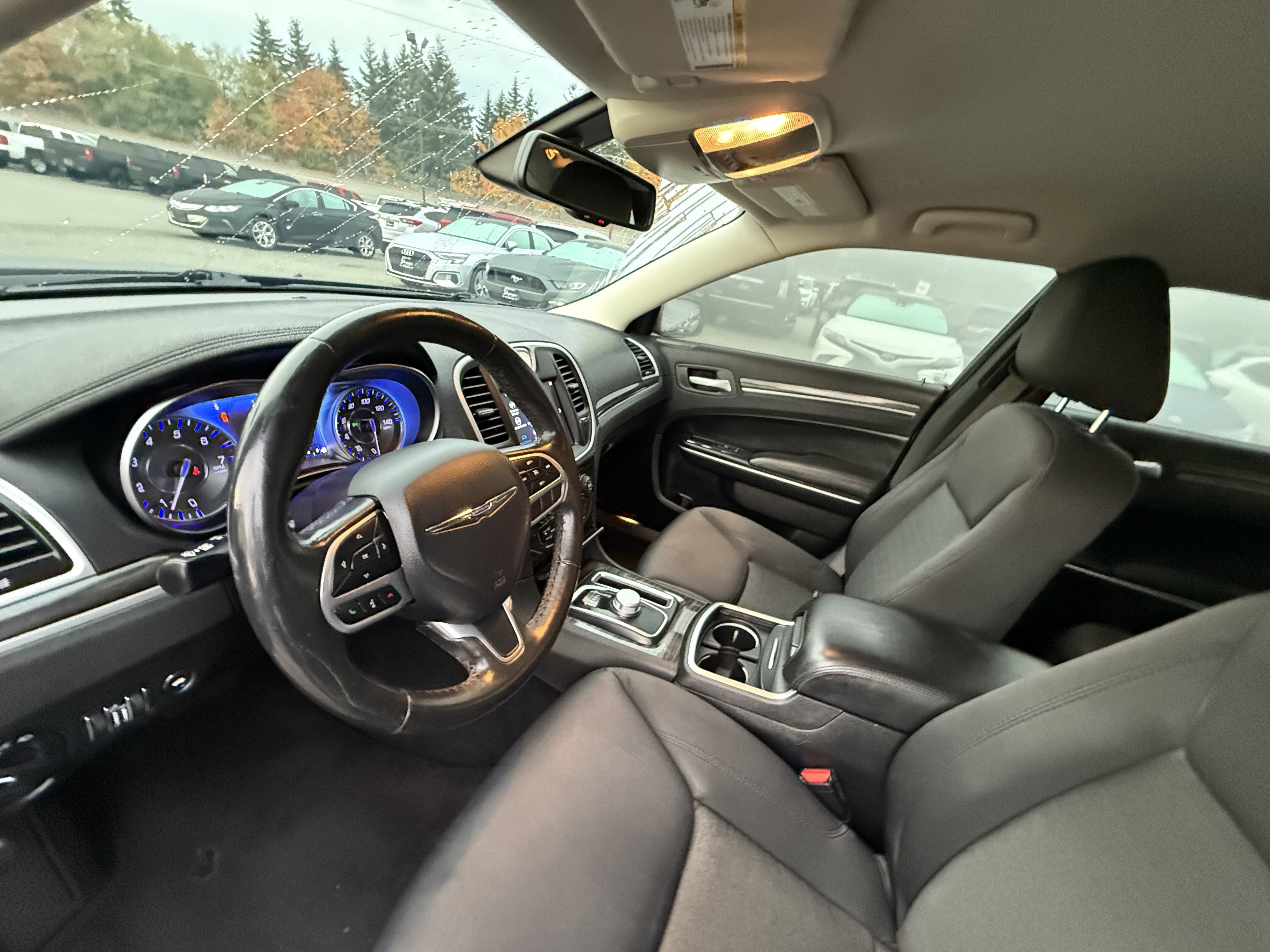 2020 Chrysler 300 Touring