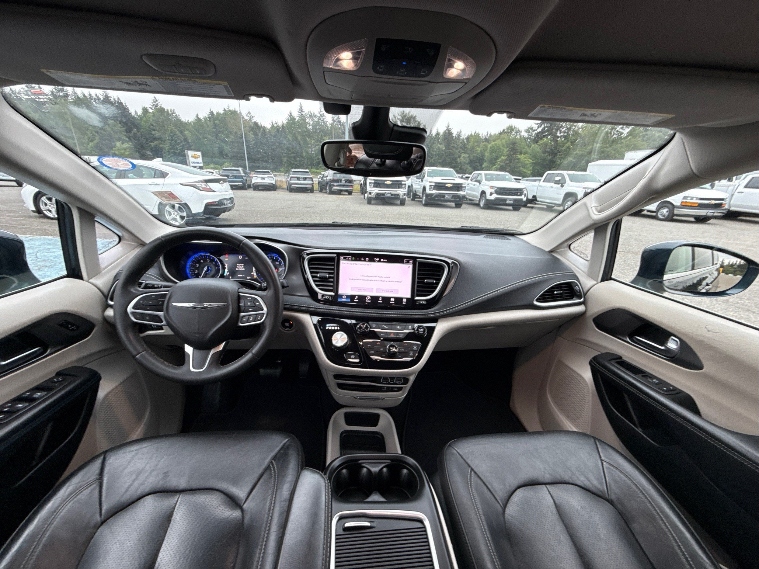 2022 Chrysler Pacifica Touring L