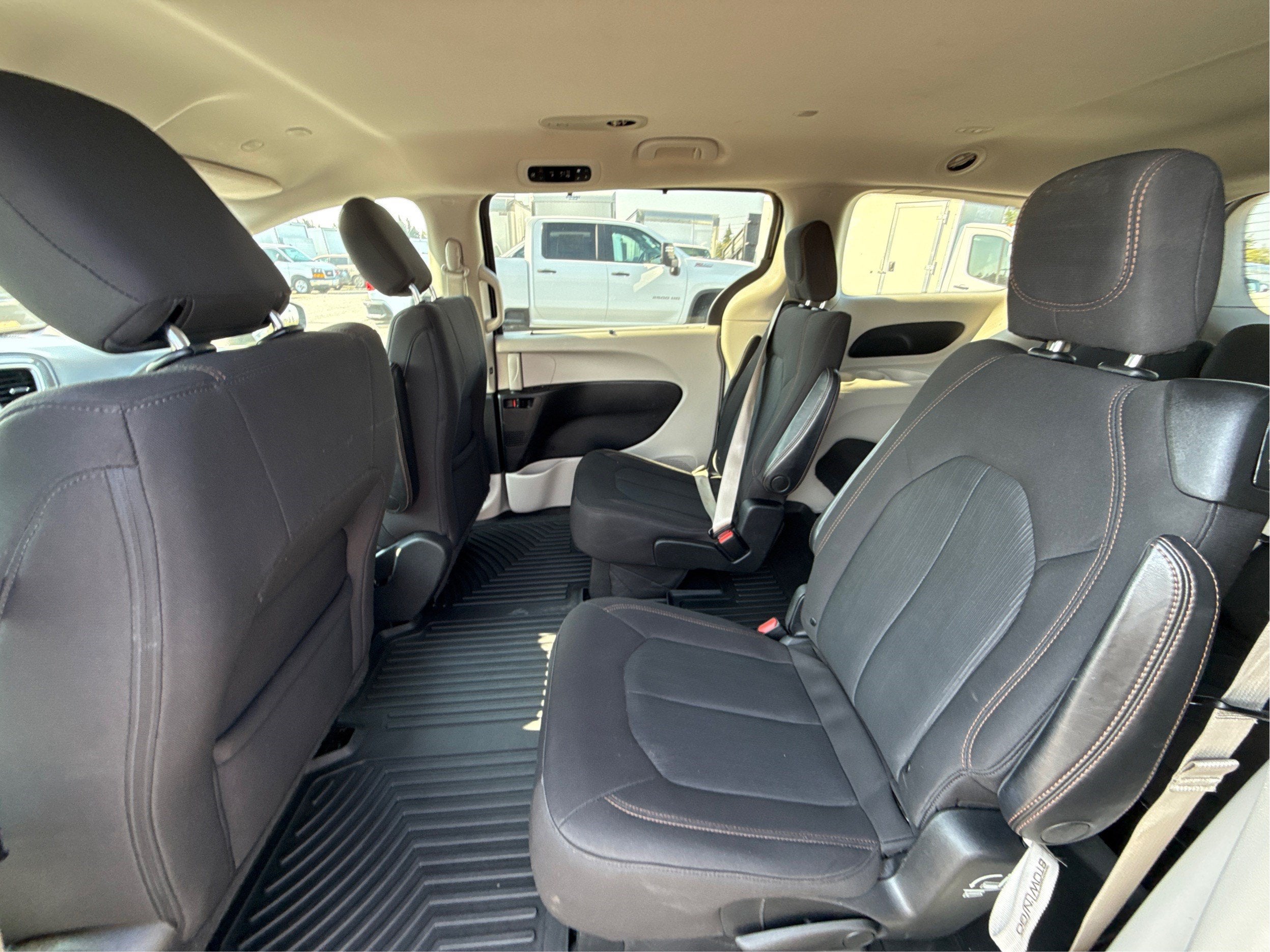 2020 Chrysler Pacifica Touring