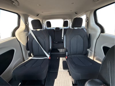 2020 Chrysler Pacifica Touring