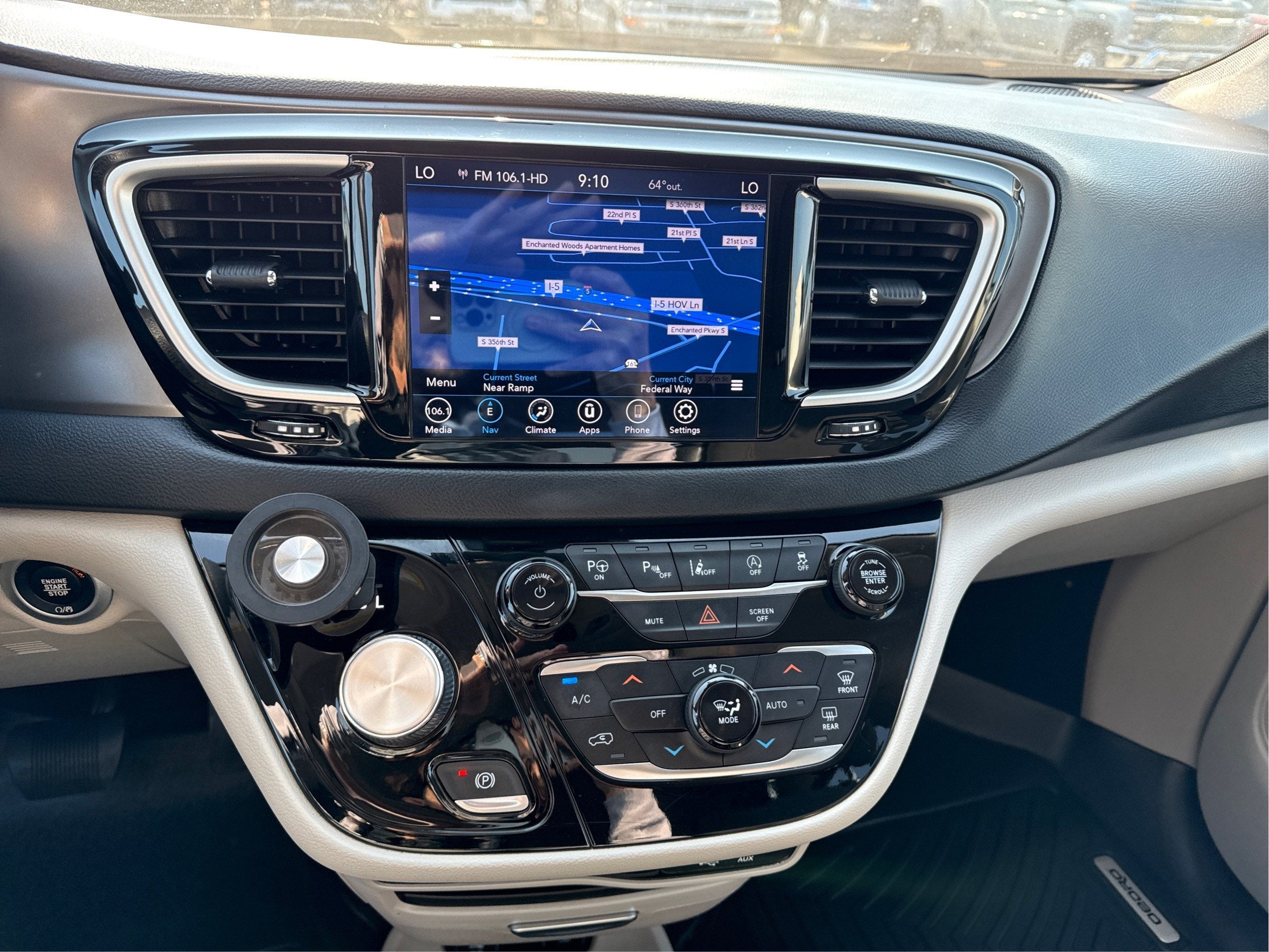 2020 Chrysler Pacifica Touring