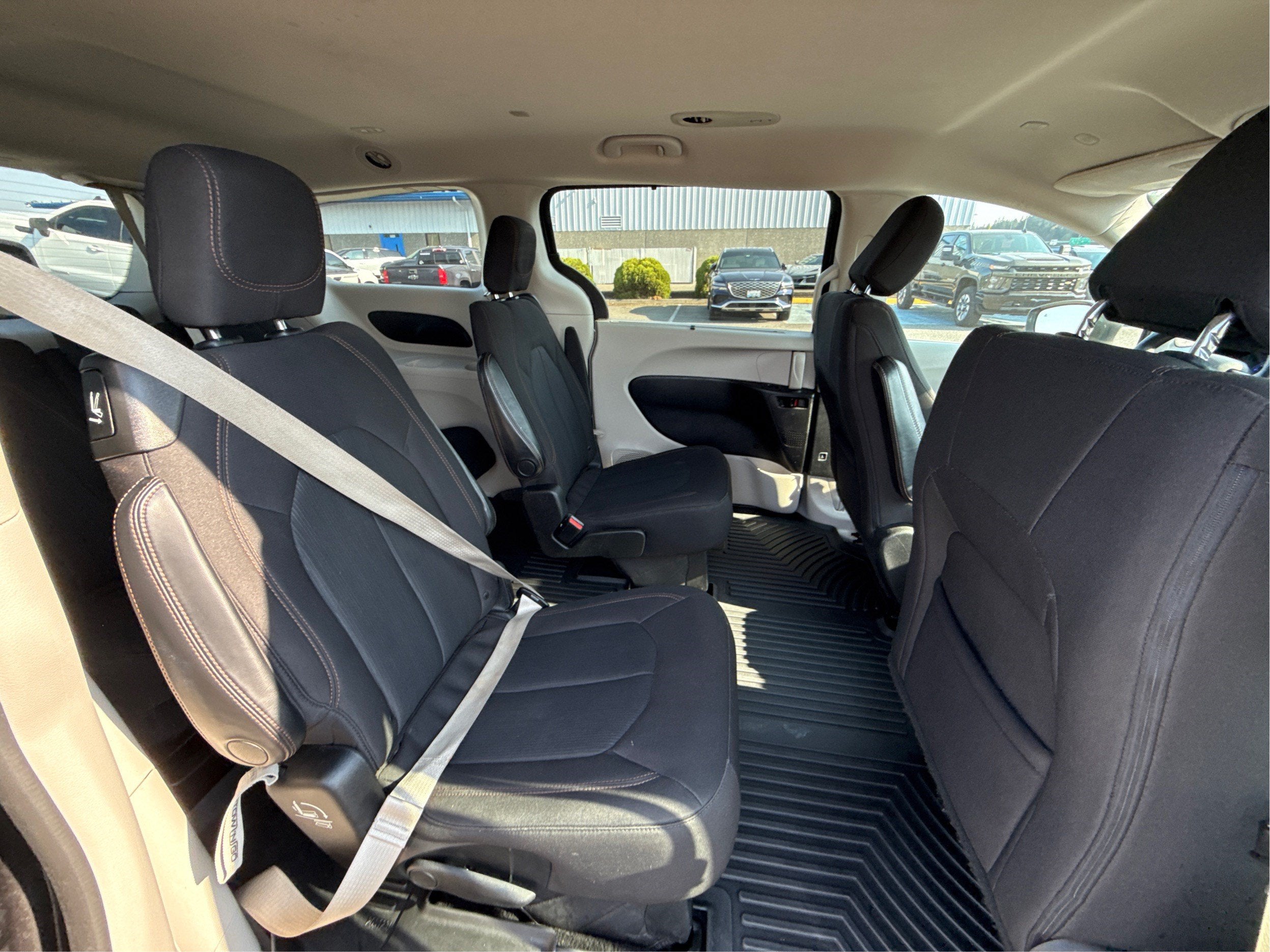 2020 Chrysler Pacifica Touring