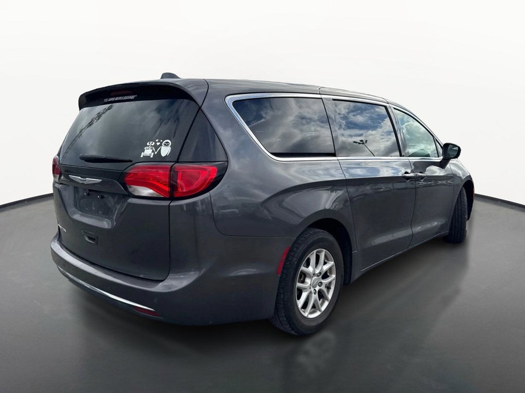 2020 Chrysler Pacifica Touring