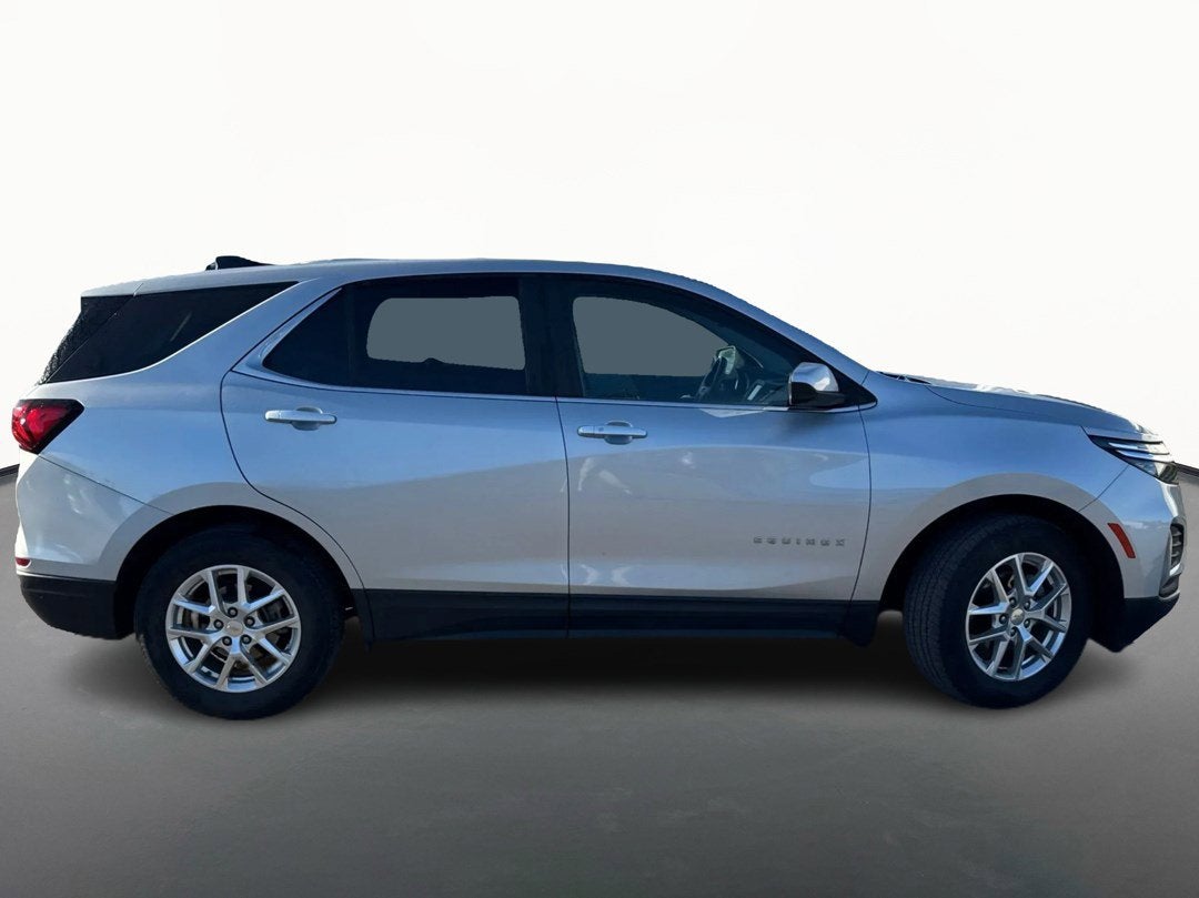 Used 2022 Chevrolet Equinox LT with VIN 2GNAXUEV6N6131211 for sale in Federal Way, WA