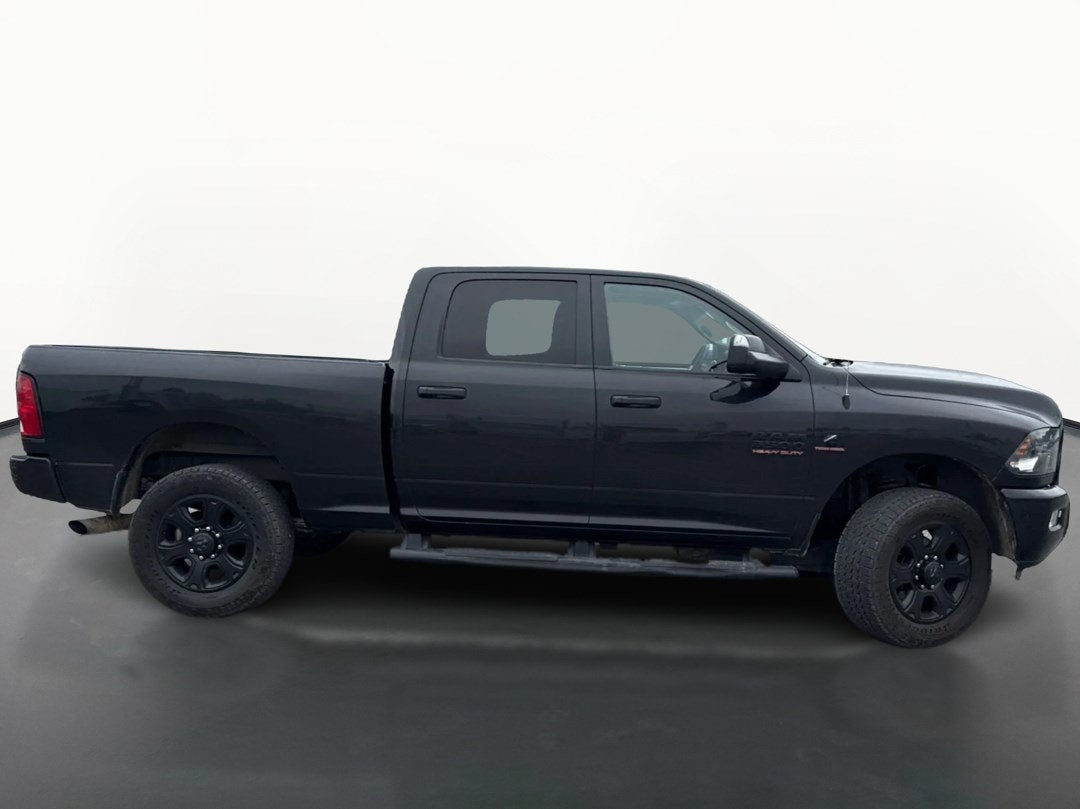 2017 RAM 3500 Big Horn Crew Cab 4x4 6'4" Box