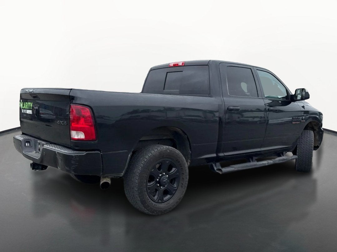 2017 RAM 3500 Big Horn Crew Cab 4x4 6'4" Box
