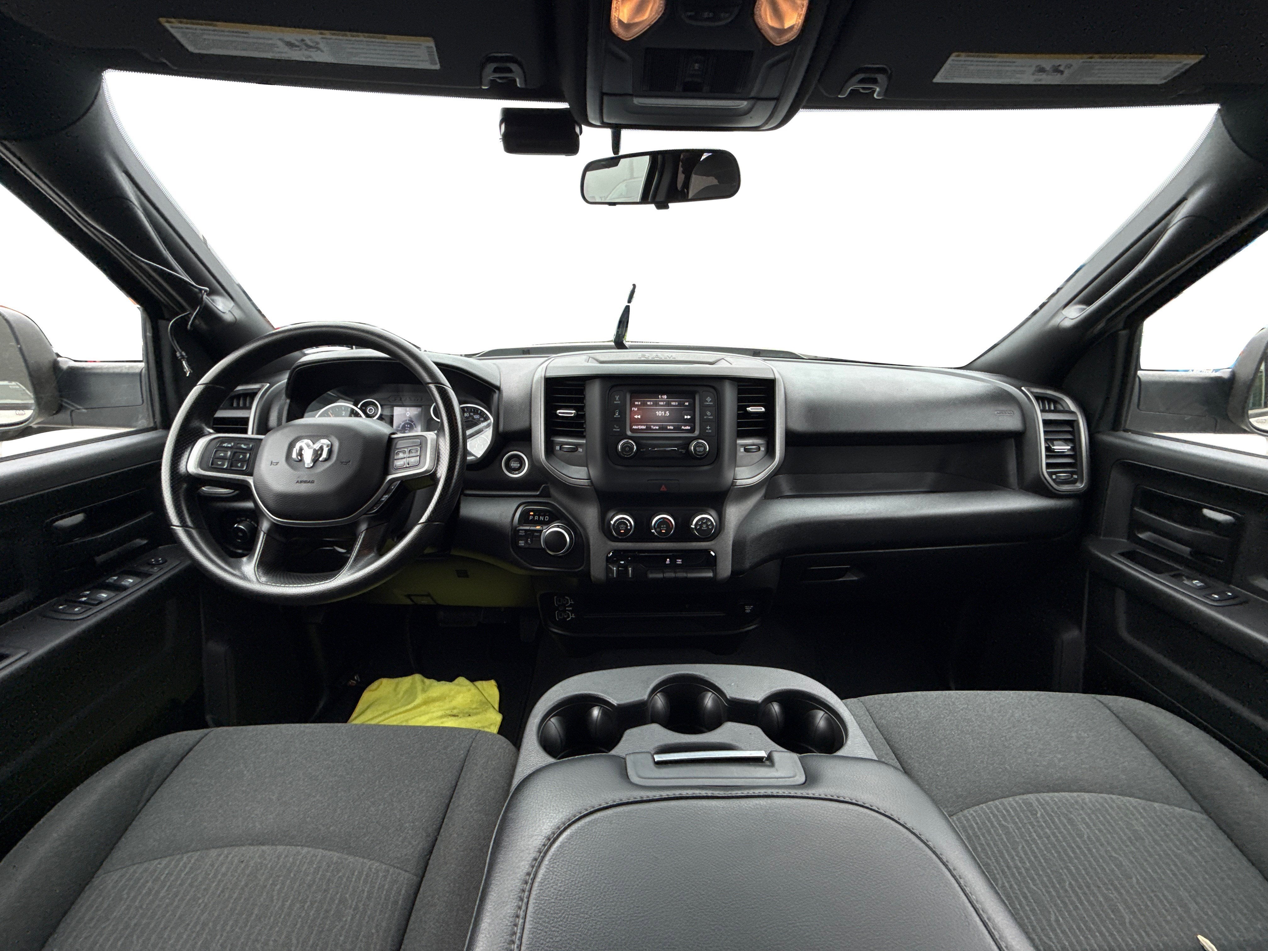 2022 RAM 3500 Tradesman Crew Cab 4x4 8' Box