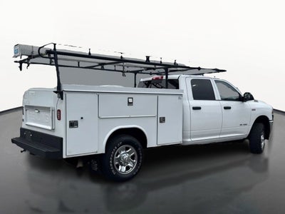 2022 RAM 3500 Tradesman Crew Cab 4x4 8' Box