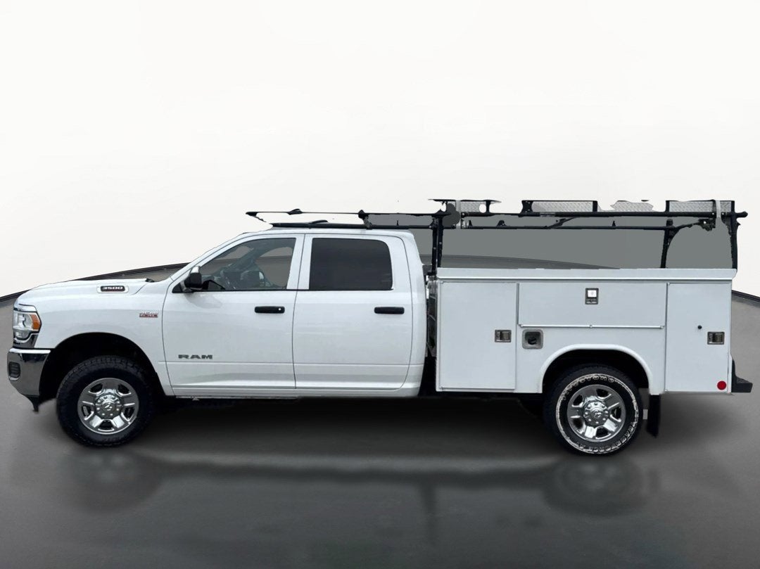 2022 RAM 3500 Tradesman Crew Cab 4x4 8' Box