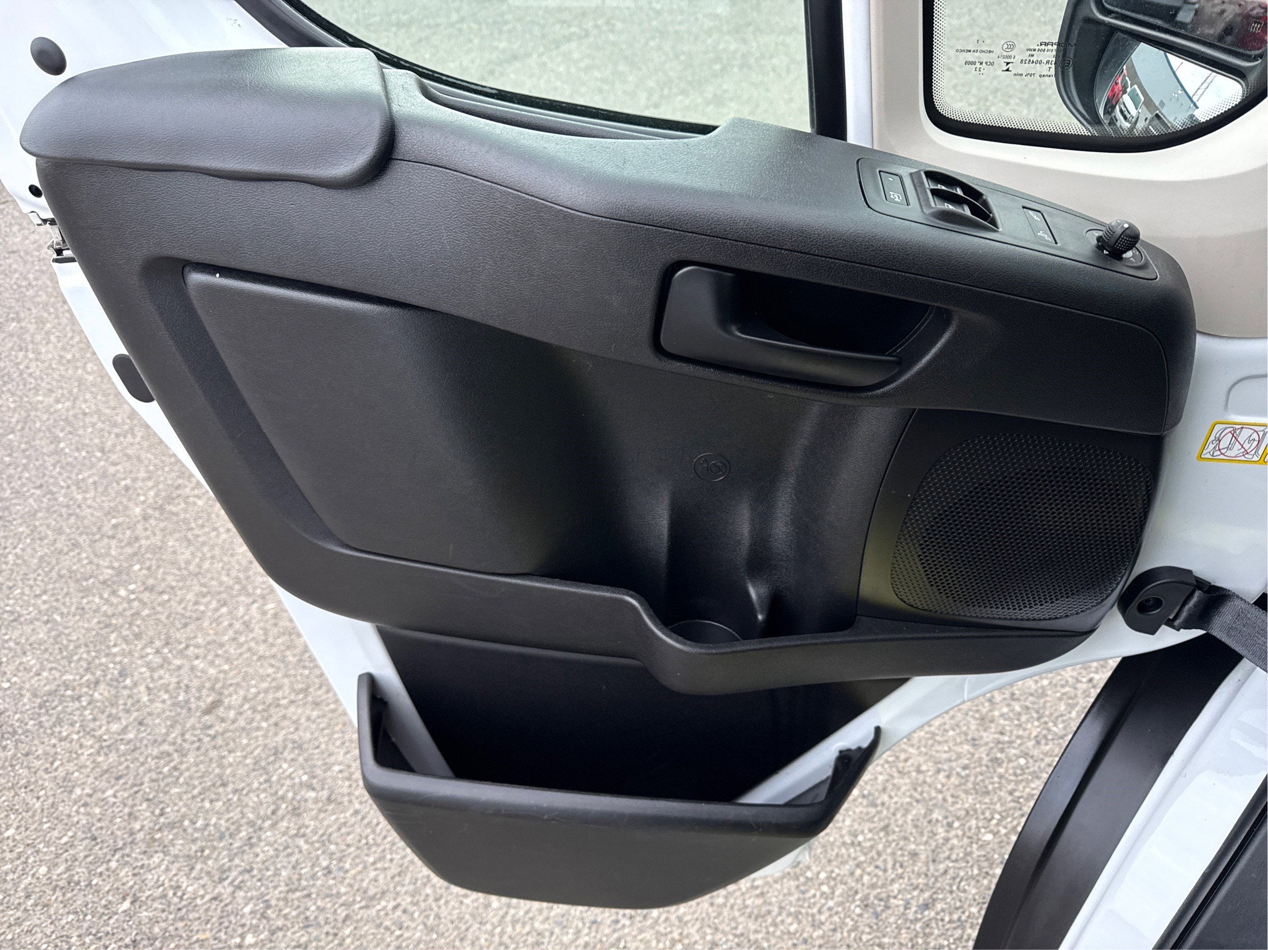 2022 RAM ProMaster Cargo Van 2500 LOW 136"