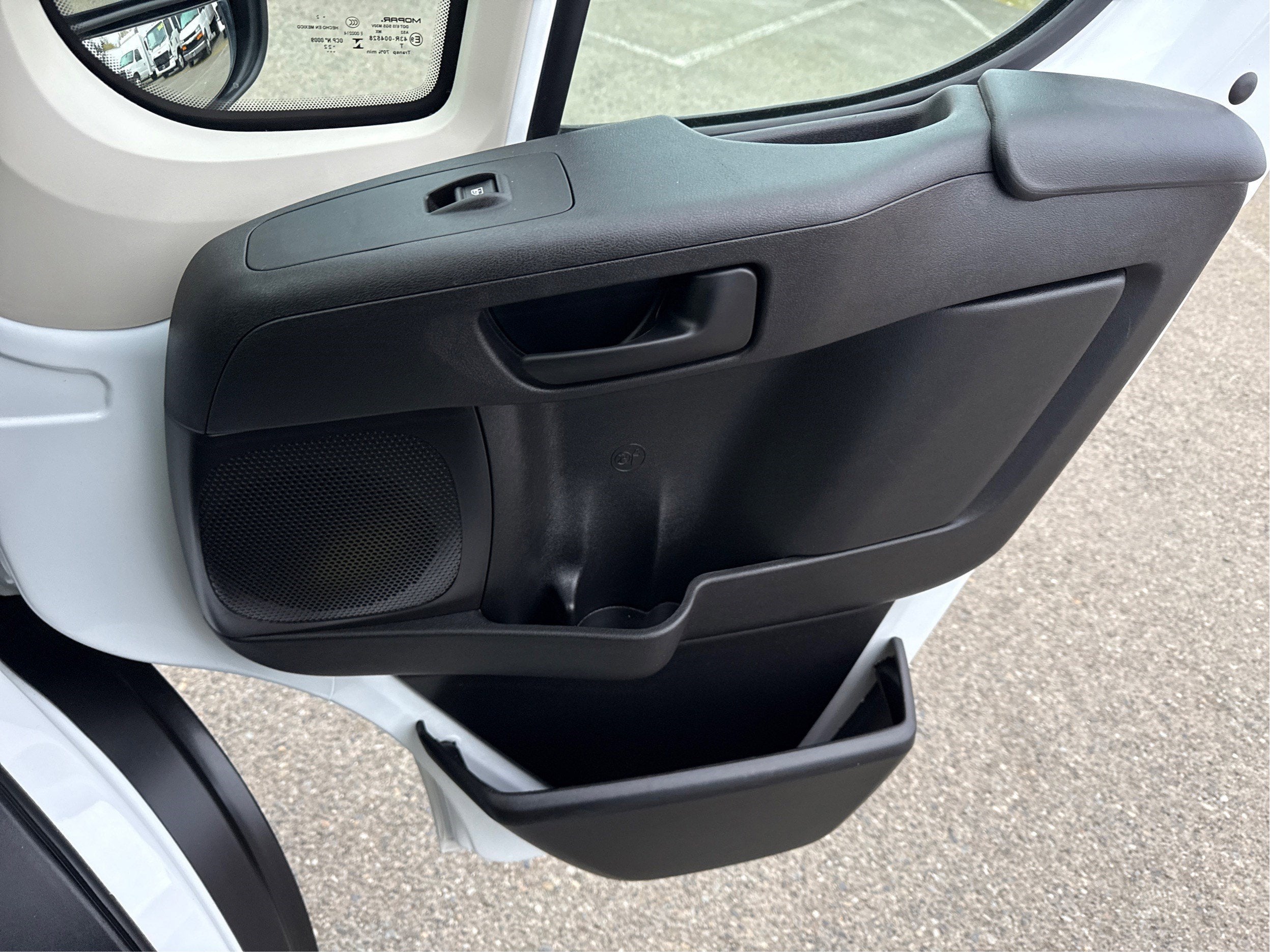 2022 RAM ProMaster Cargo Van 2500 LOW 136"