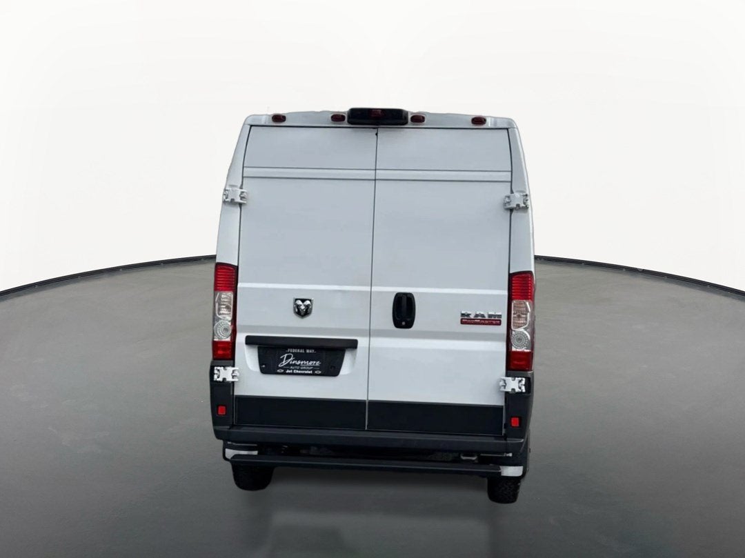 2018 RAM ProMaster Cargo Van 1500 HIGH RF 13