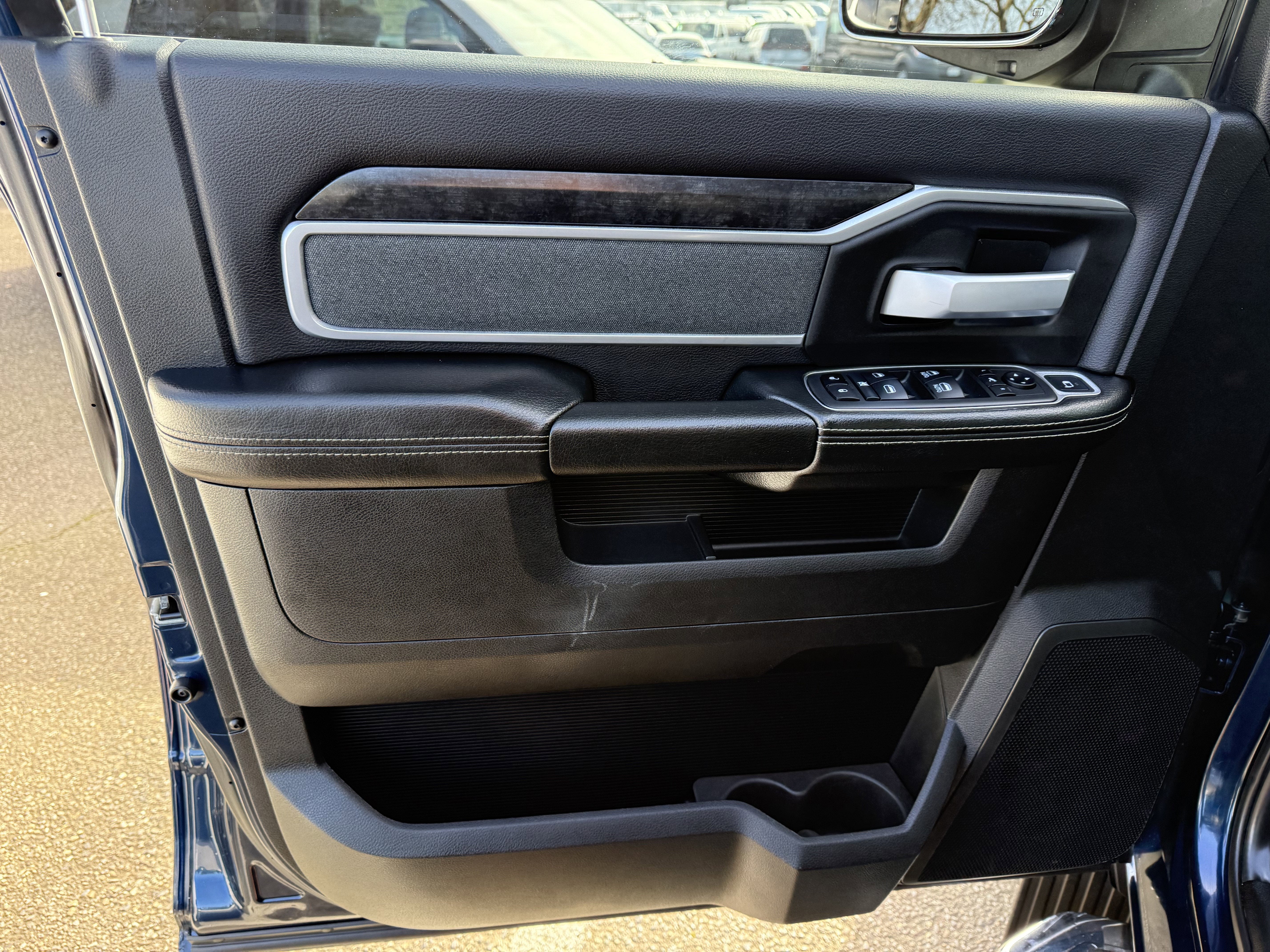 2020 RAM 2500 Big Horn Crew Cab 4X4 6'4" Box