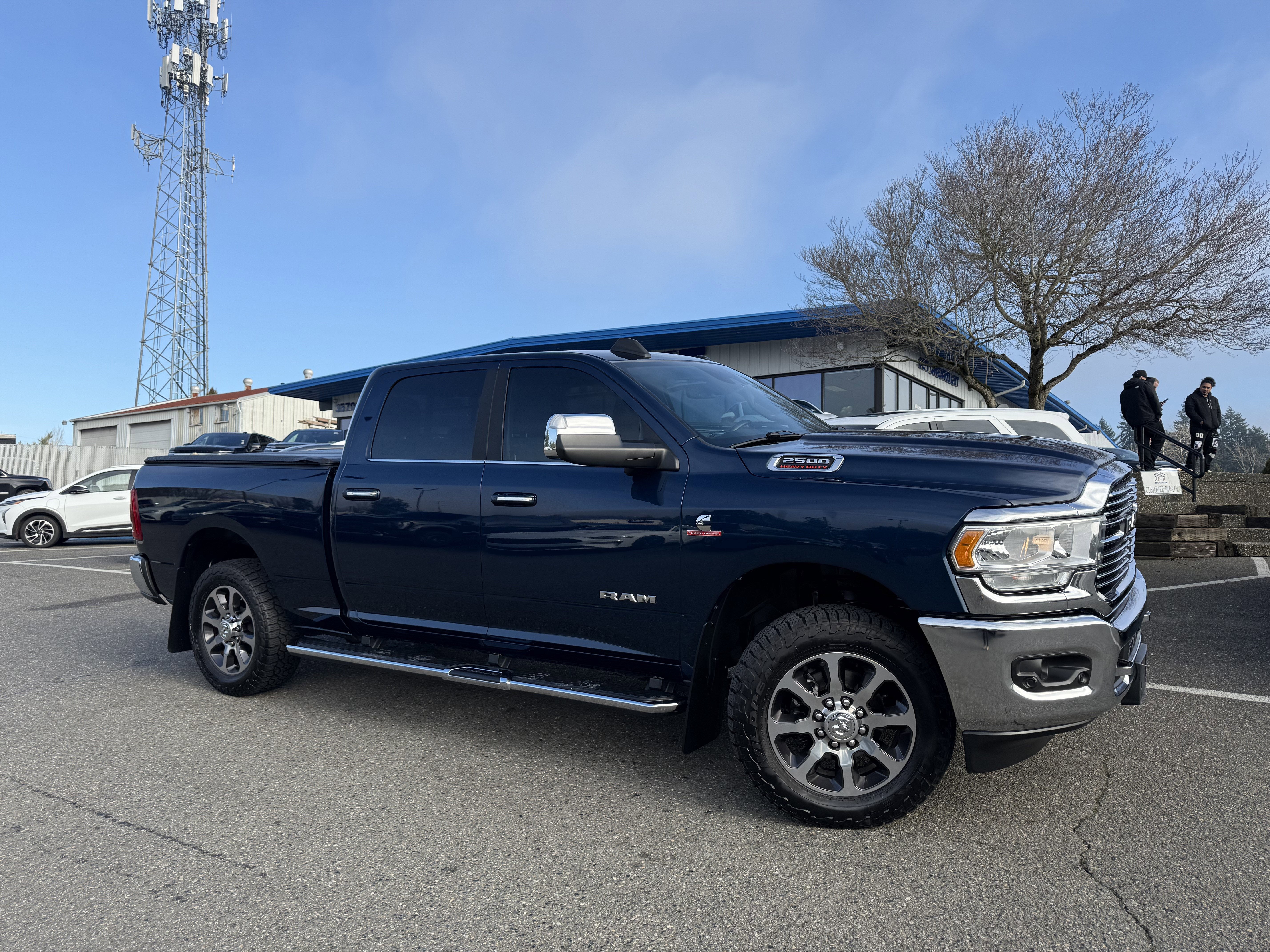 2020 RAM 2500 Big Horn Crew Cab 4X4 6'4" Box