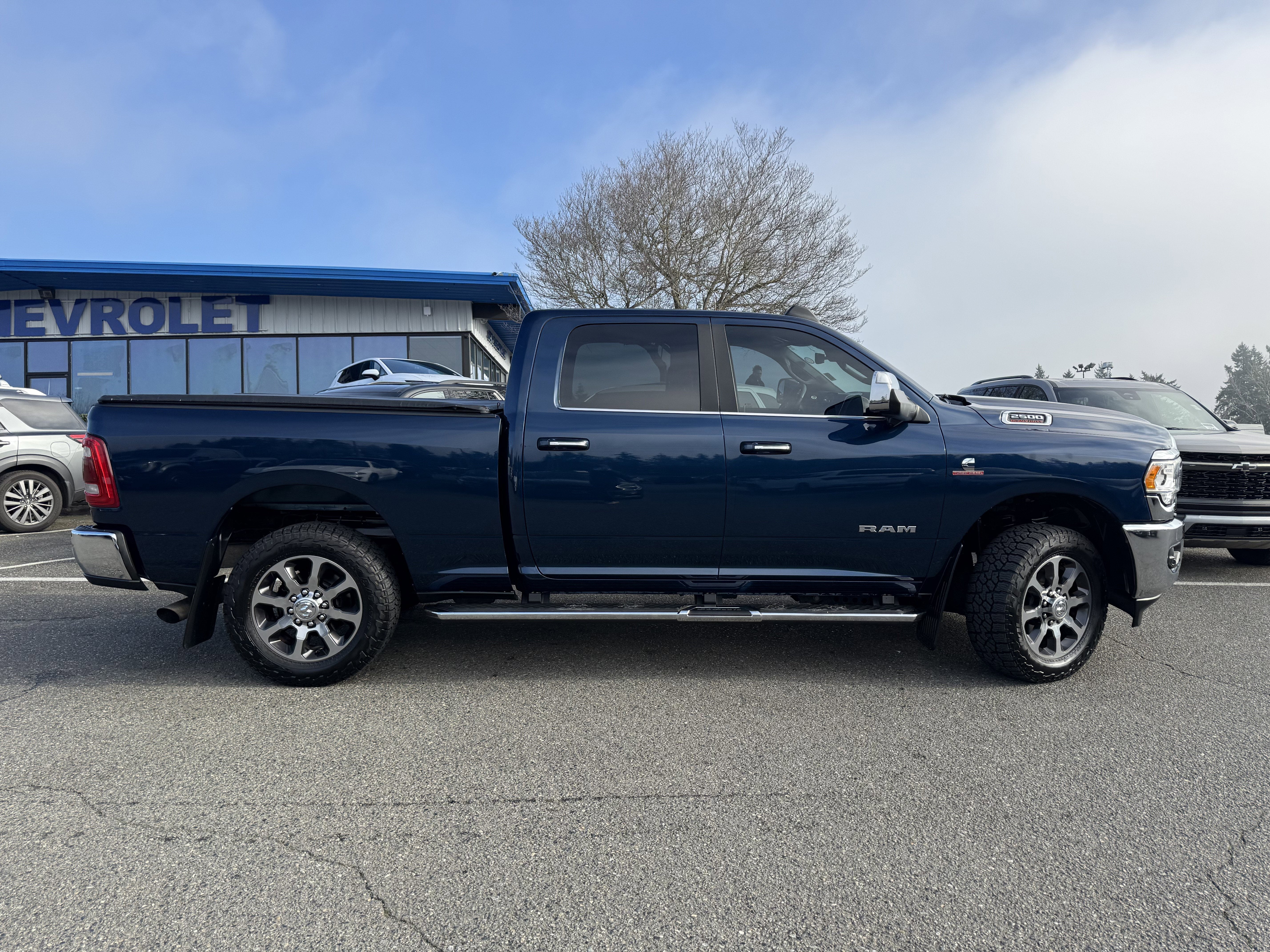 2020 RAM 2500 Big Horn Crew Cab 4X4 6'4" Box