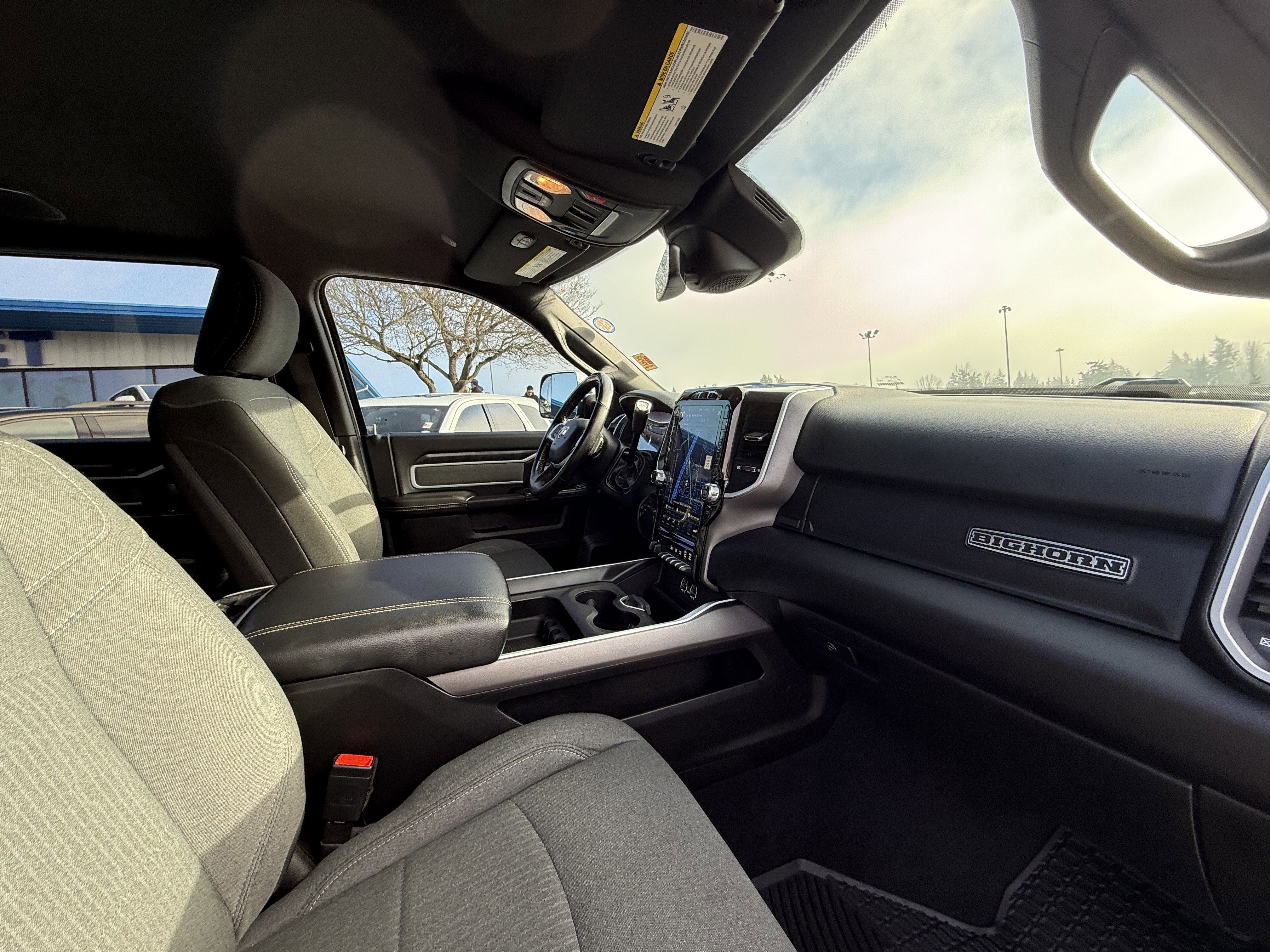 2020 RAM 2500 Big Horn Crew Cab 4X4 6'4" Box