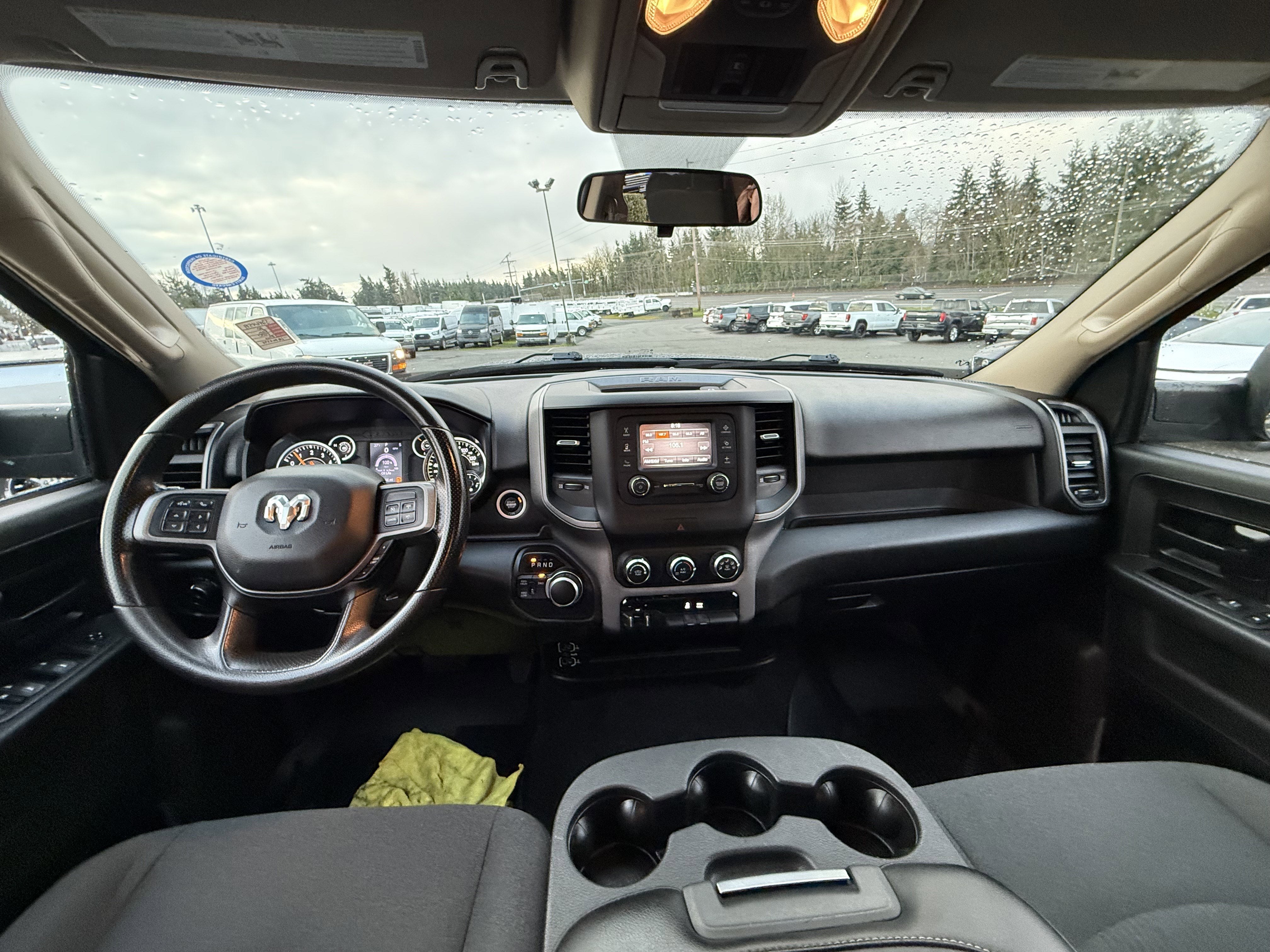 2020 RAM 2500 Tradesman Crew Cab 4X4 8' Box