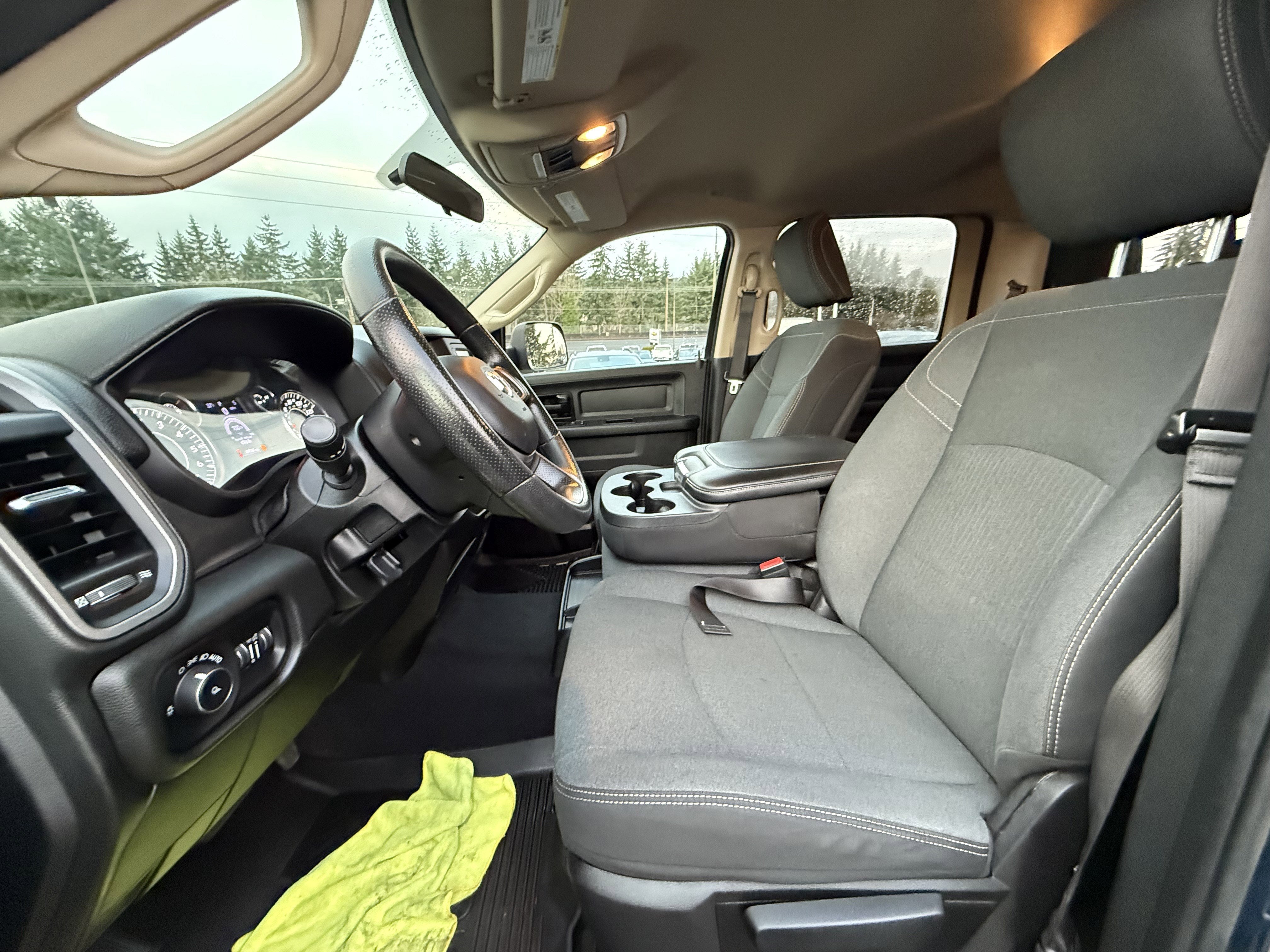 2020 RAM 2500 Tradesman Crew Cab 4X4 8' Box