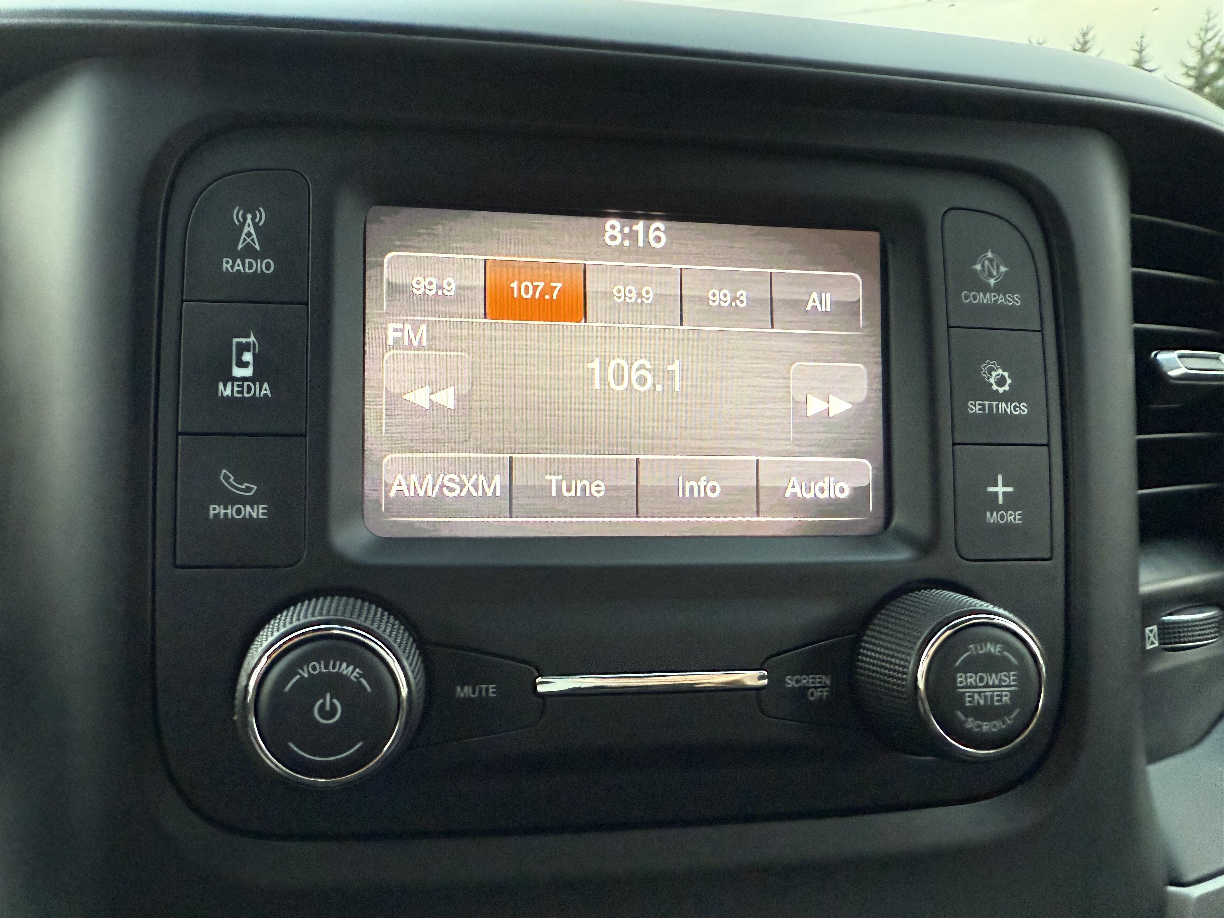 2020 RAM 2500 Tradesman Crew Cab 4X4 8' Box