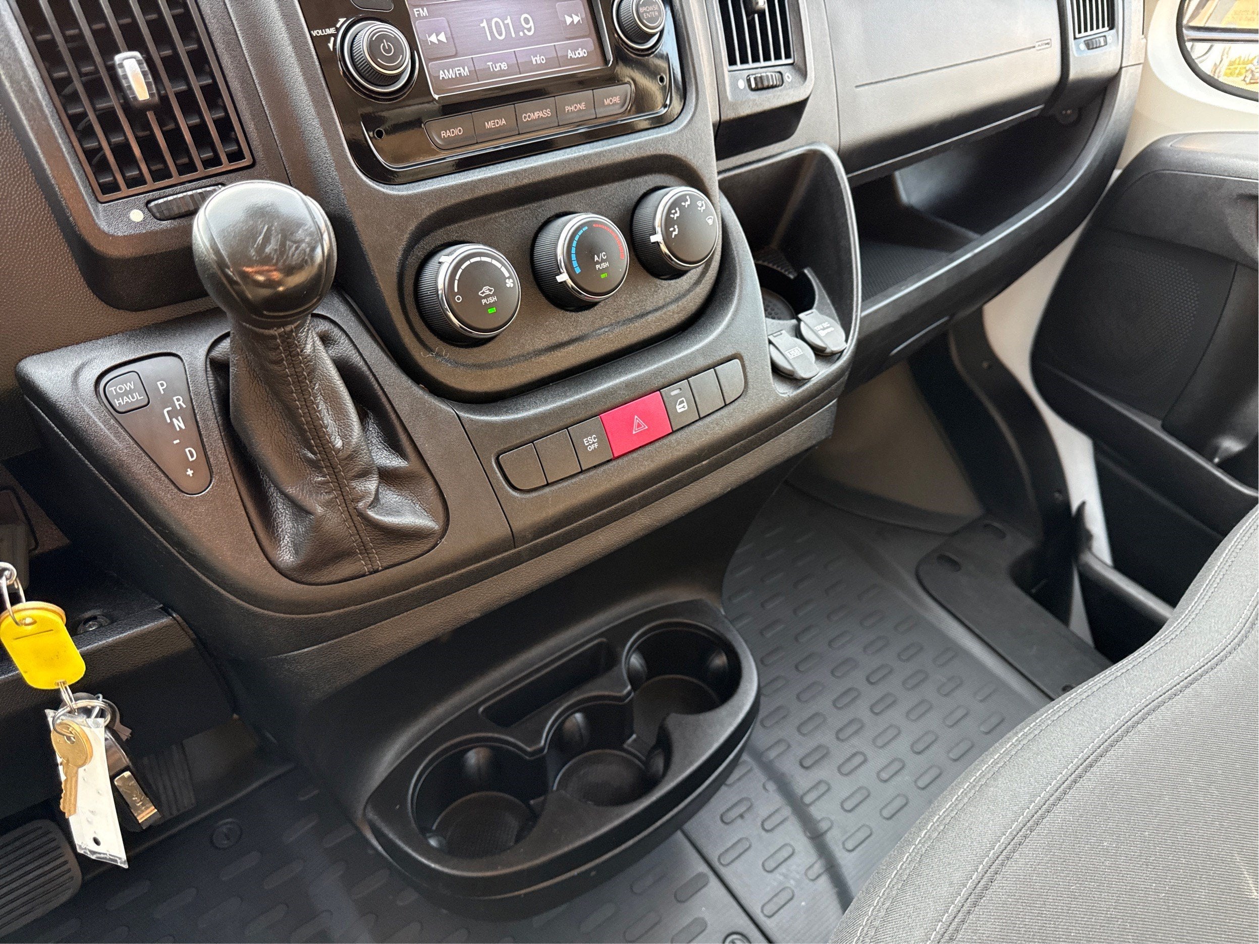 2018 RAM ProMaster Chassis Cab 3500 159" WB 104"