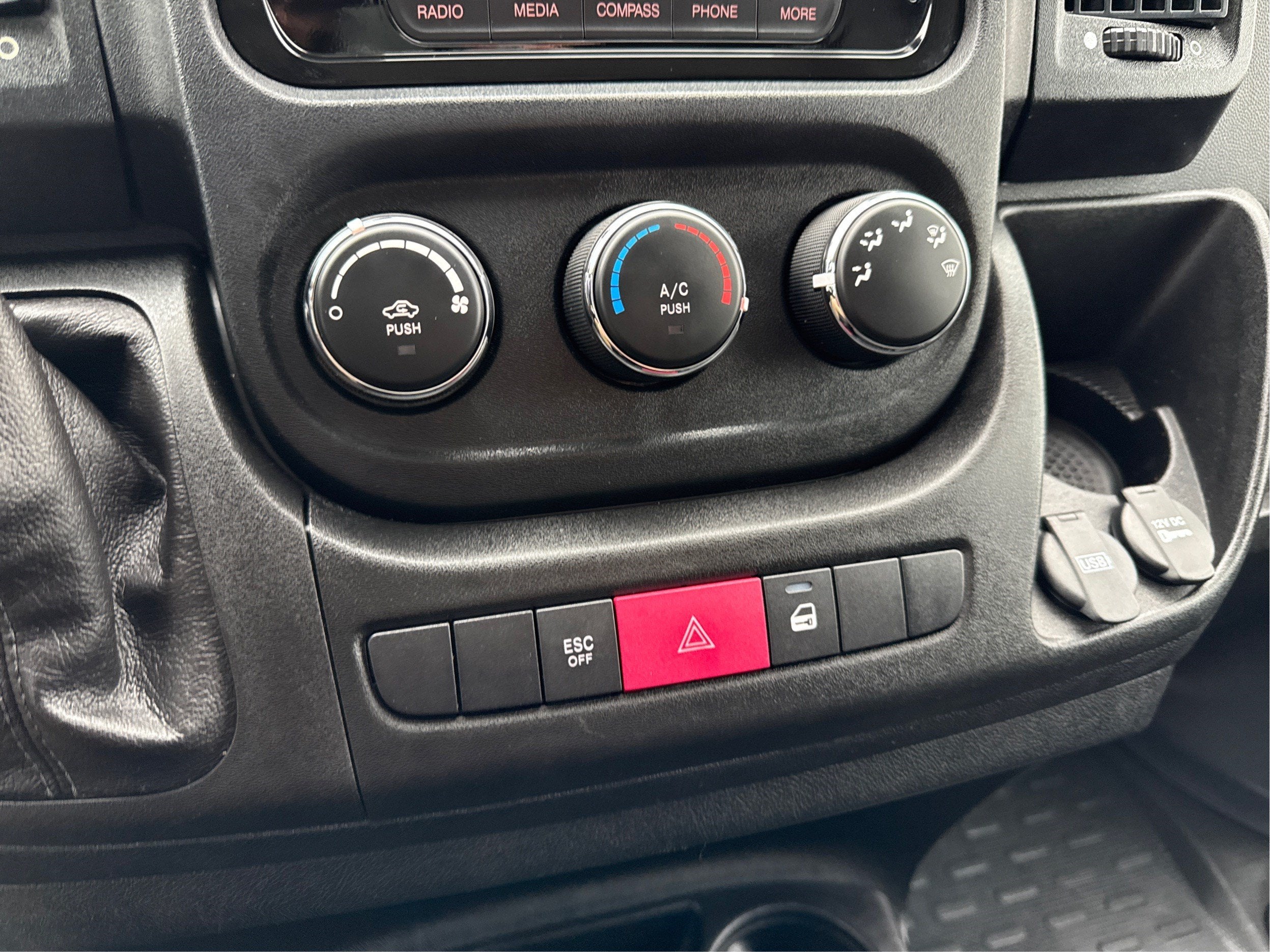 2018 RAM ProMaster Chassis Cab 3500 159" WB 104"
