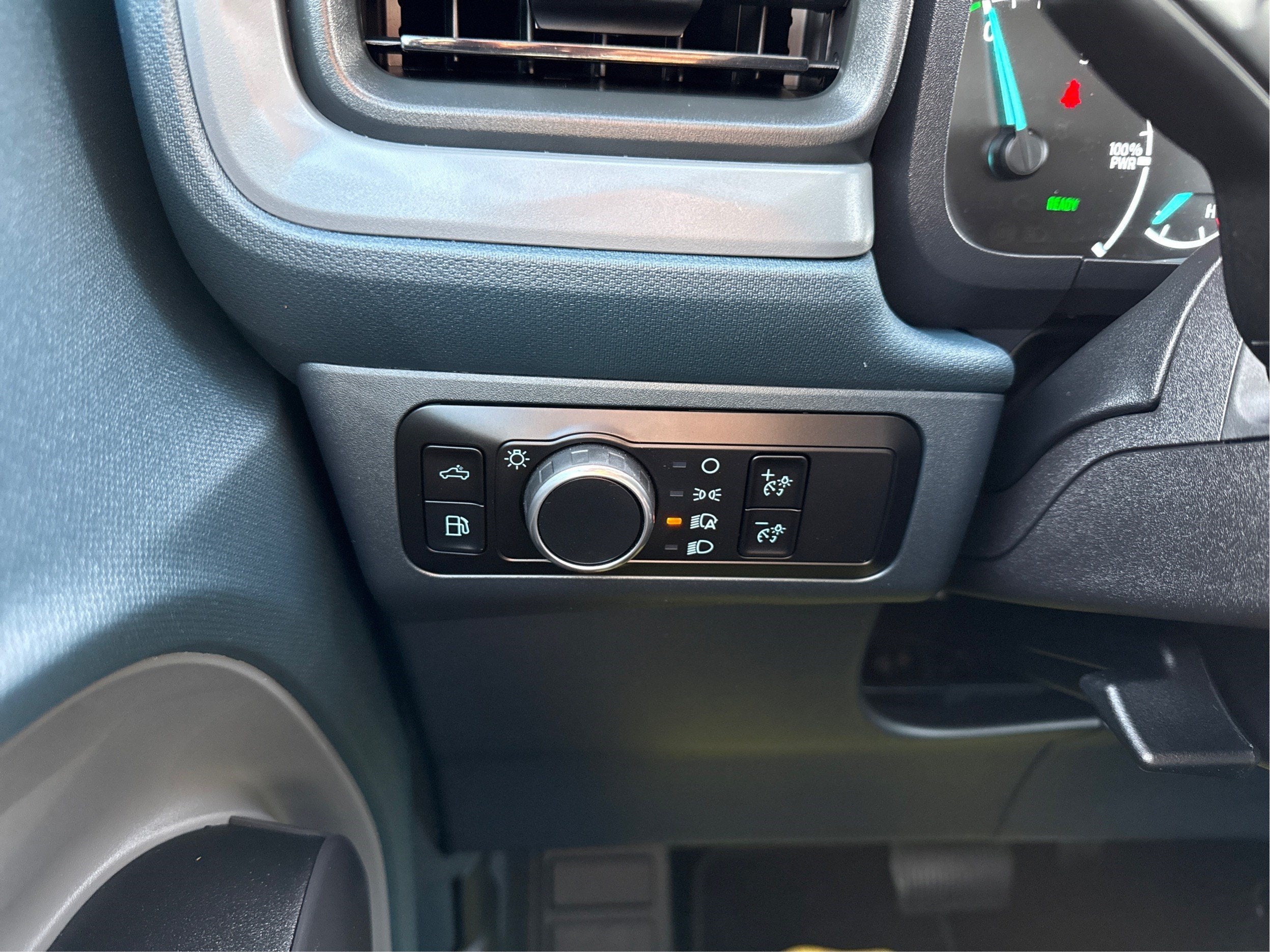2024 Ford Maverick XL