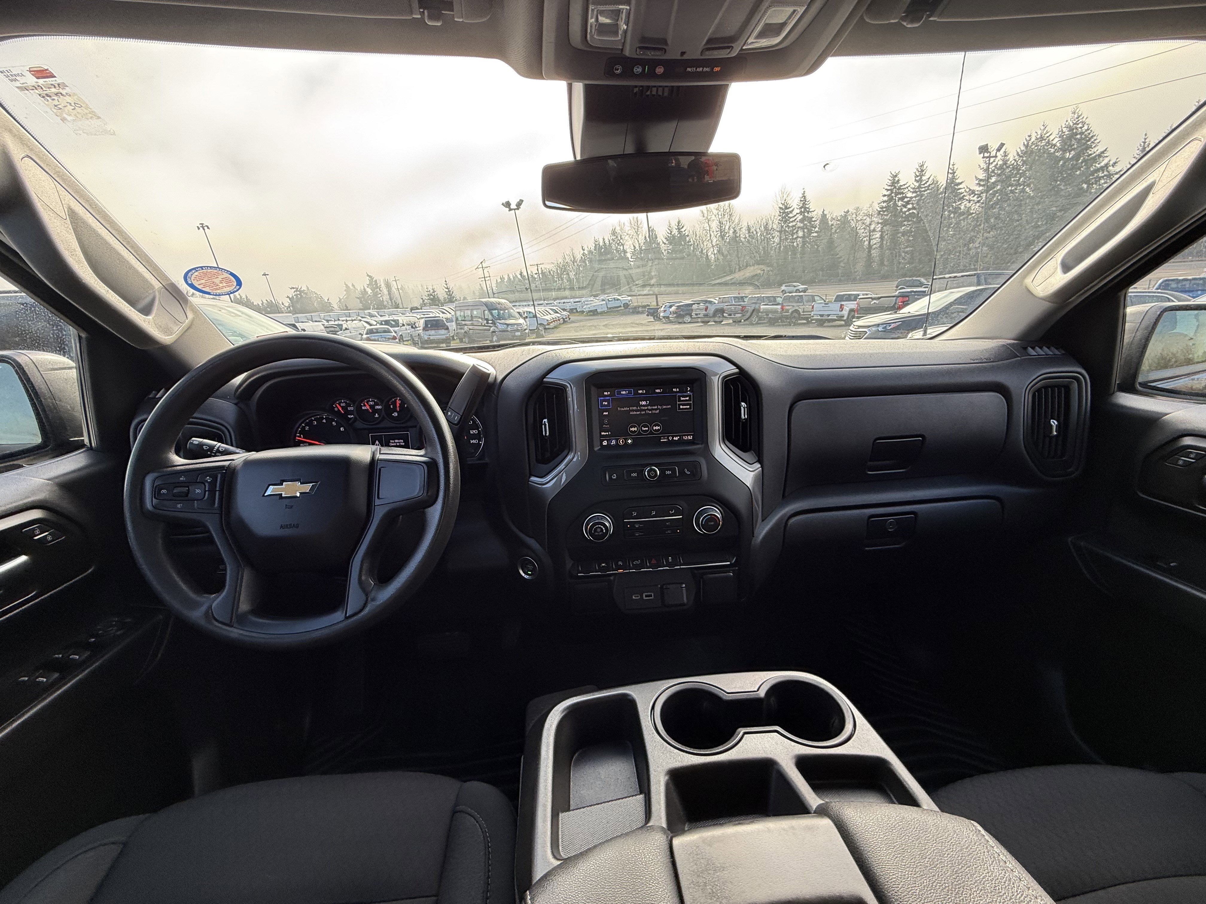 2022 Chevrolet Silverado 1500 Custom