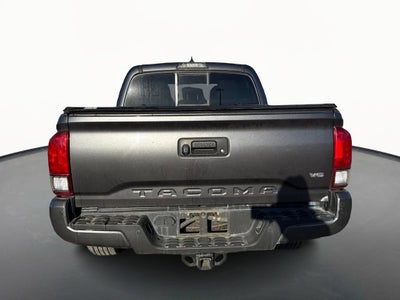 2016 Toyota Tacoma SR