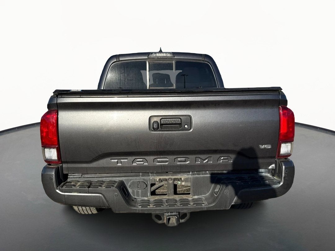 2016 Toyota Tacoma SR