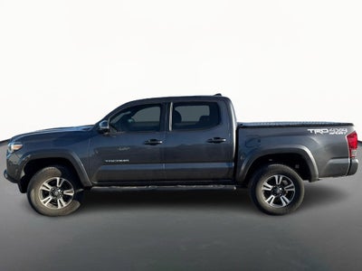 2016 Toyota Tacoma SR