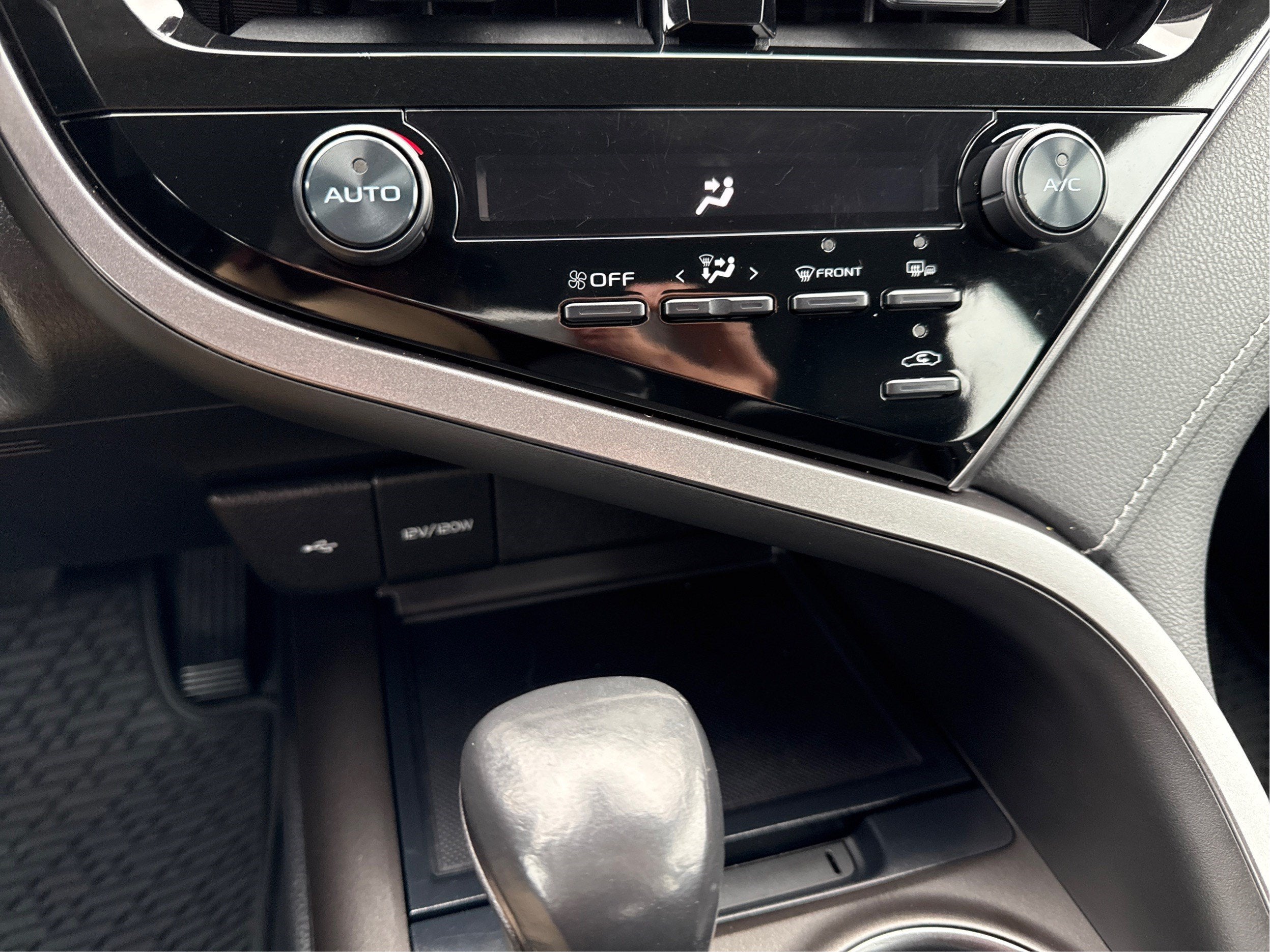 2021 Toyota Camry SE Nightshade