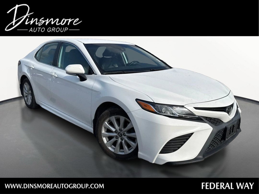 2020 Toyota Camry SE