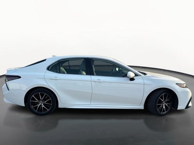 2023 Toyota Camry SE AWD