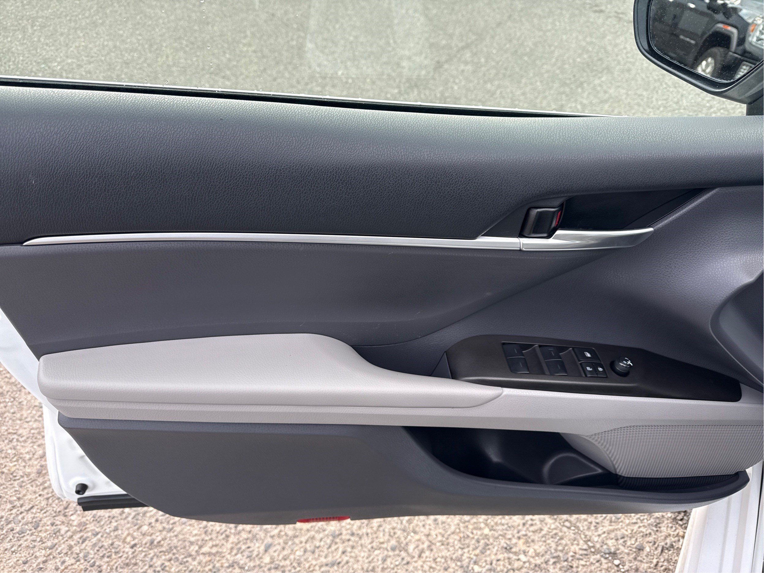 2023 Toyota Camry SE AWD