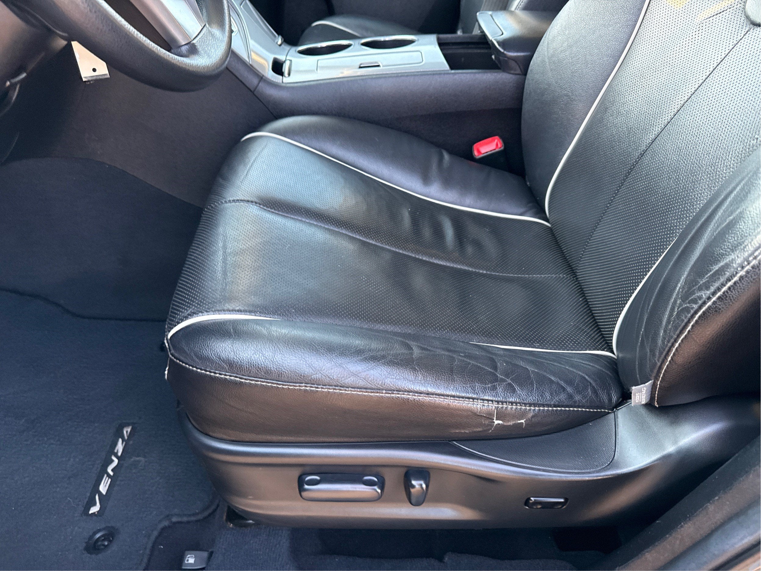 2015 Toyota Venza LE